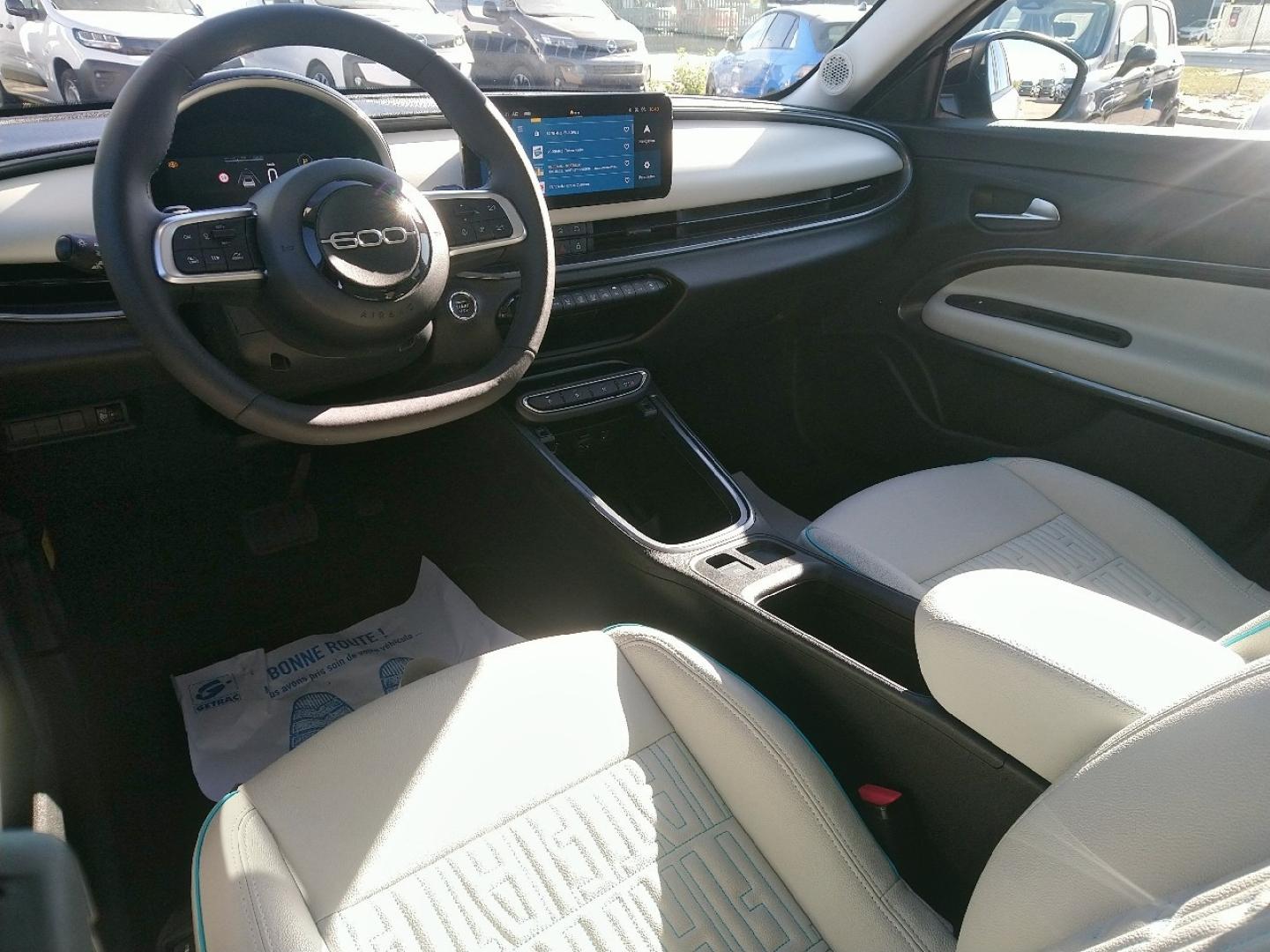 Image FIAT 600 1.2 Hybrid Turbo 110ch La Prima eDCT6