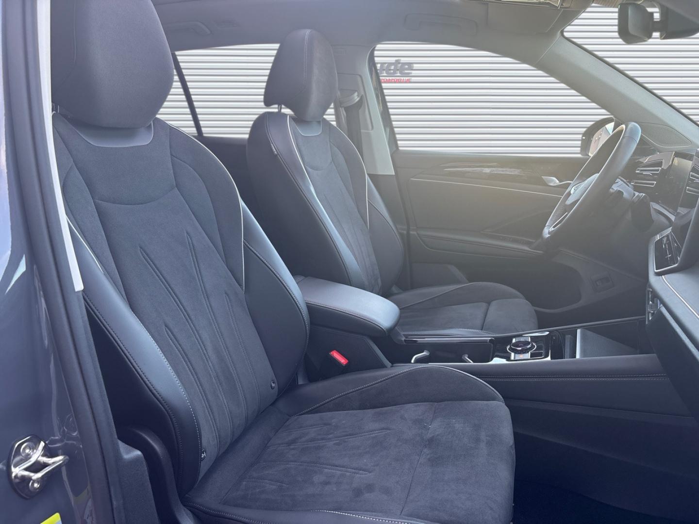 Image VOLKSWAGEN Tiguan 2.0 TDI 150ch Elegance DSG7