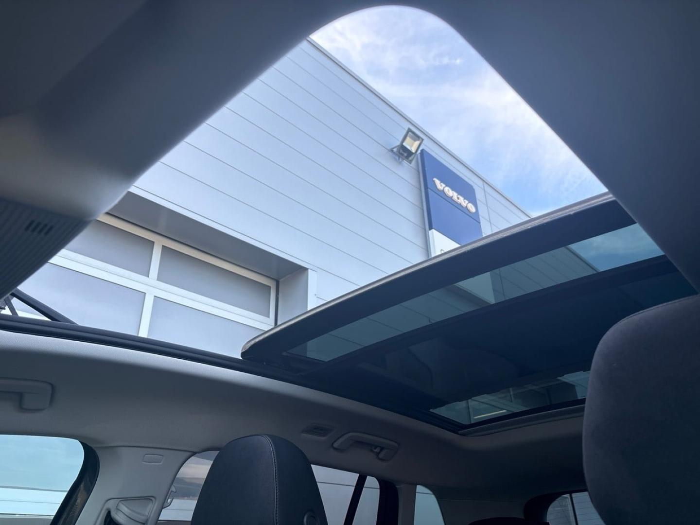 Image VOLKSWAGEN Tiguan 2.0 TDI 150ch Elegance DSG7
