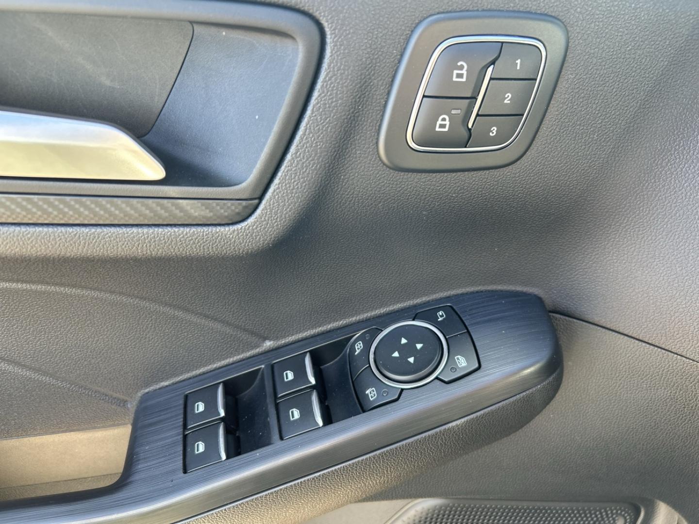 Image FORD Kuga 2.5 Duratec 180ch Hybrid FlexiFuel ST-Line X Powershift