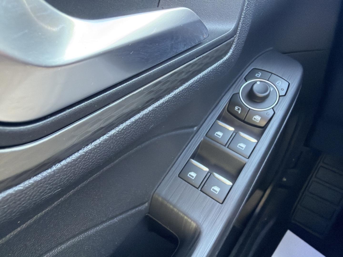 Image FORD Kuga 2.5 Duratec 180ch Hybrid FlexiFuel Titanium Business Powershift