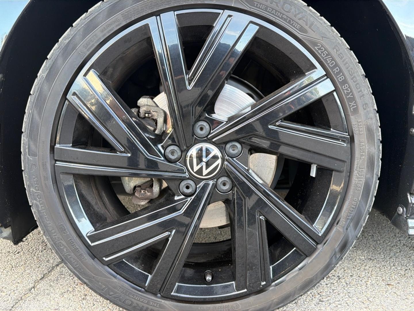 Image VOLKSWAGEN Golf 1.5 eTSI OPF 150ch R-Line DSG7