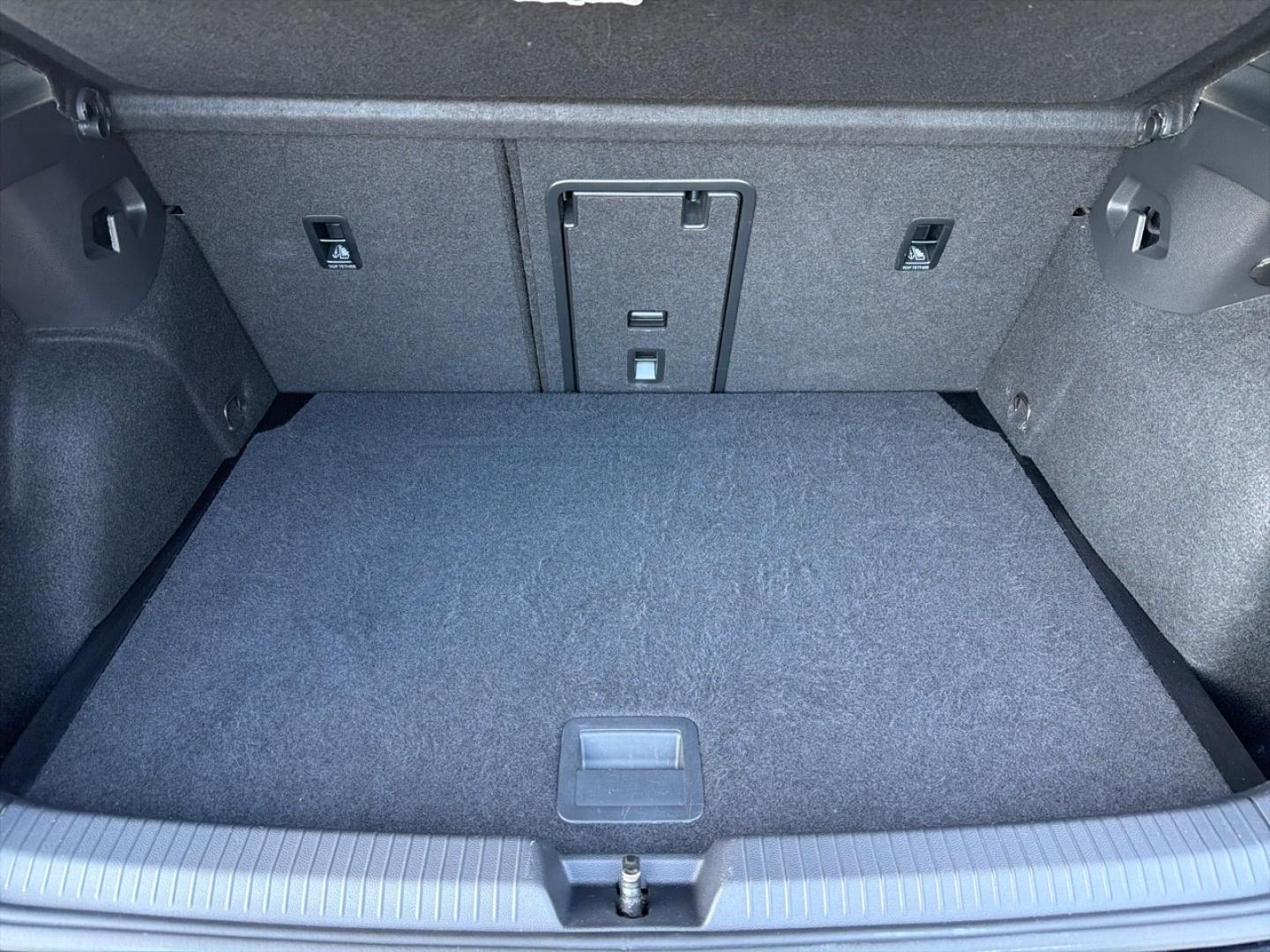 Image VOLKSWAGEN Golf 1.5 eTSI OPF 150ch R-Line DSG7