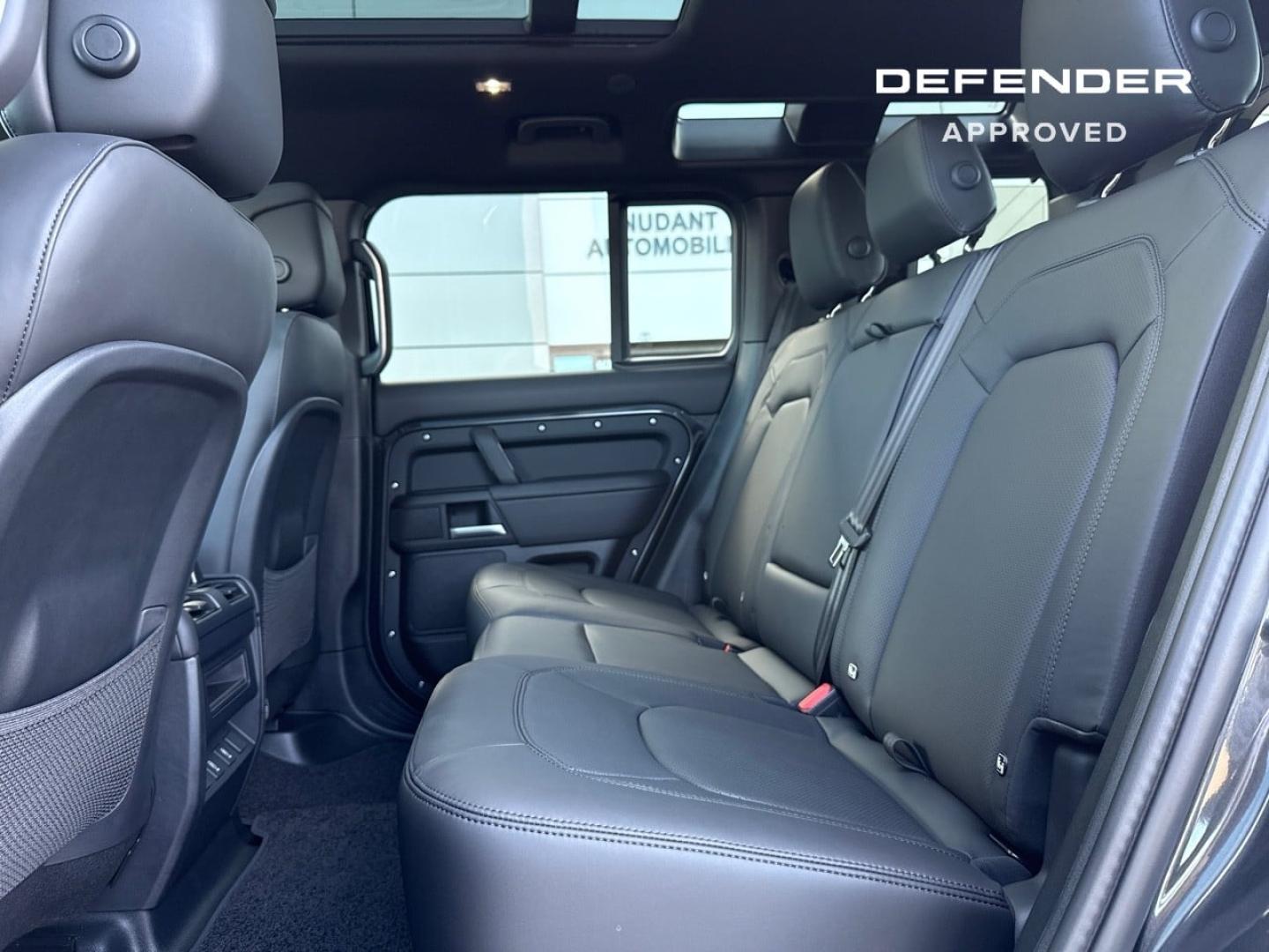 Image LAND-ROVER Defender 110 2.0 P300e PHEV X-Dynamic HSE