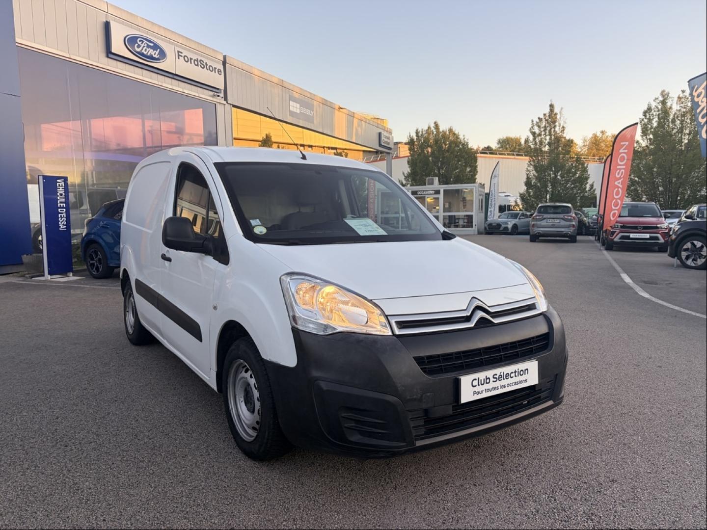 Image CITROEN Berlingo M 1.6 BlueHDi 75 Confort