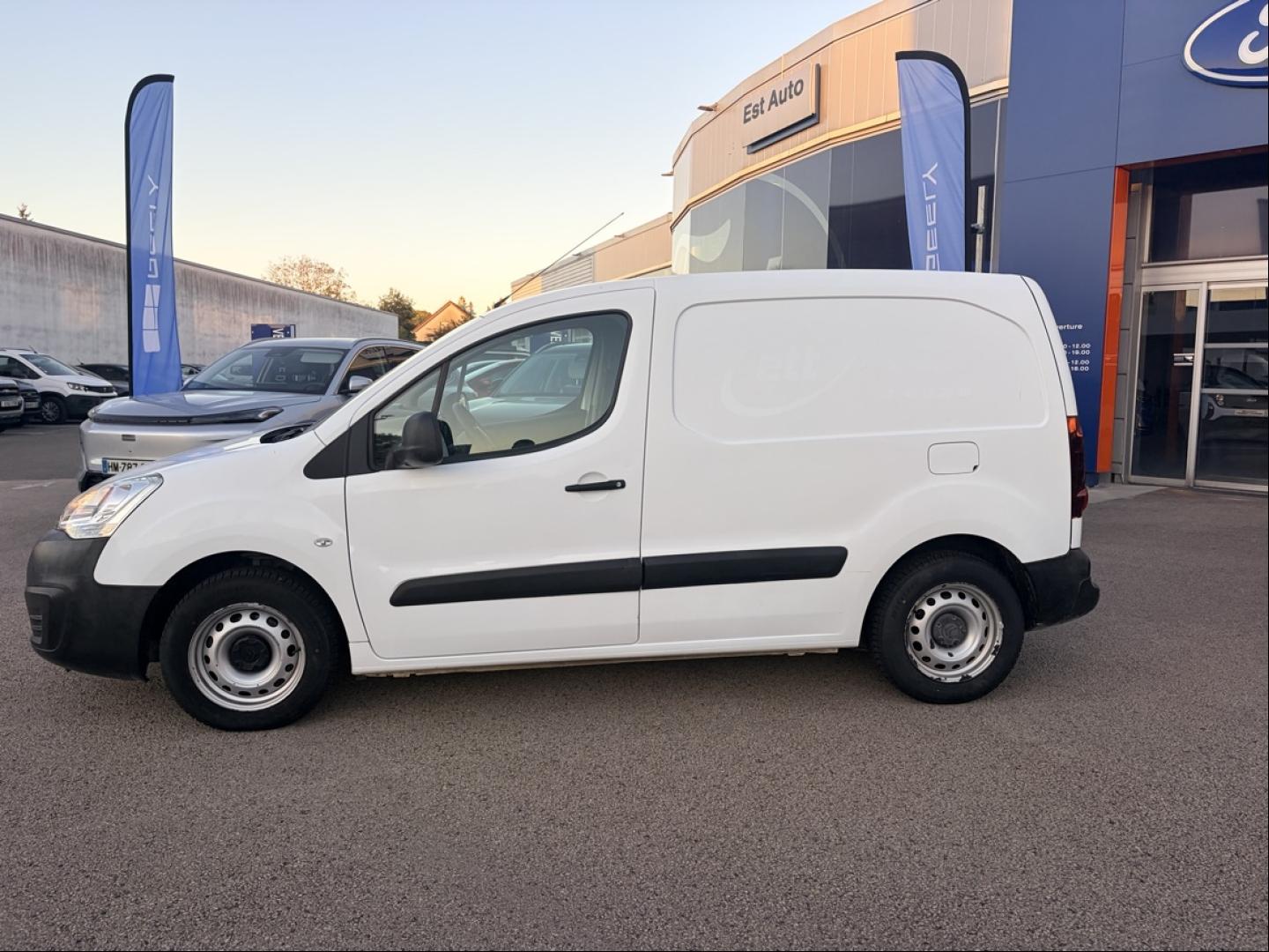 Image CITROEN Berlingo M 1.6 BlueHDi 75 Confort