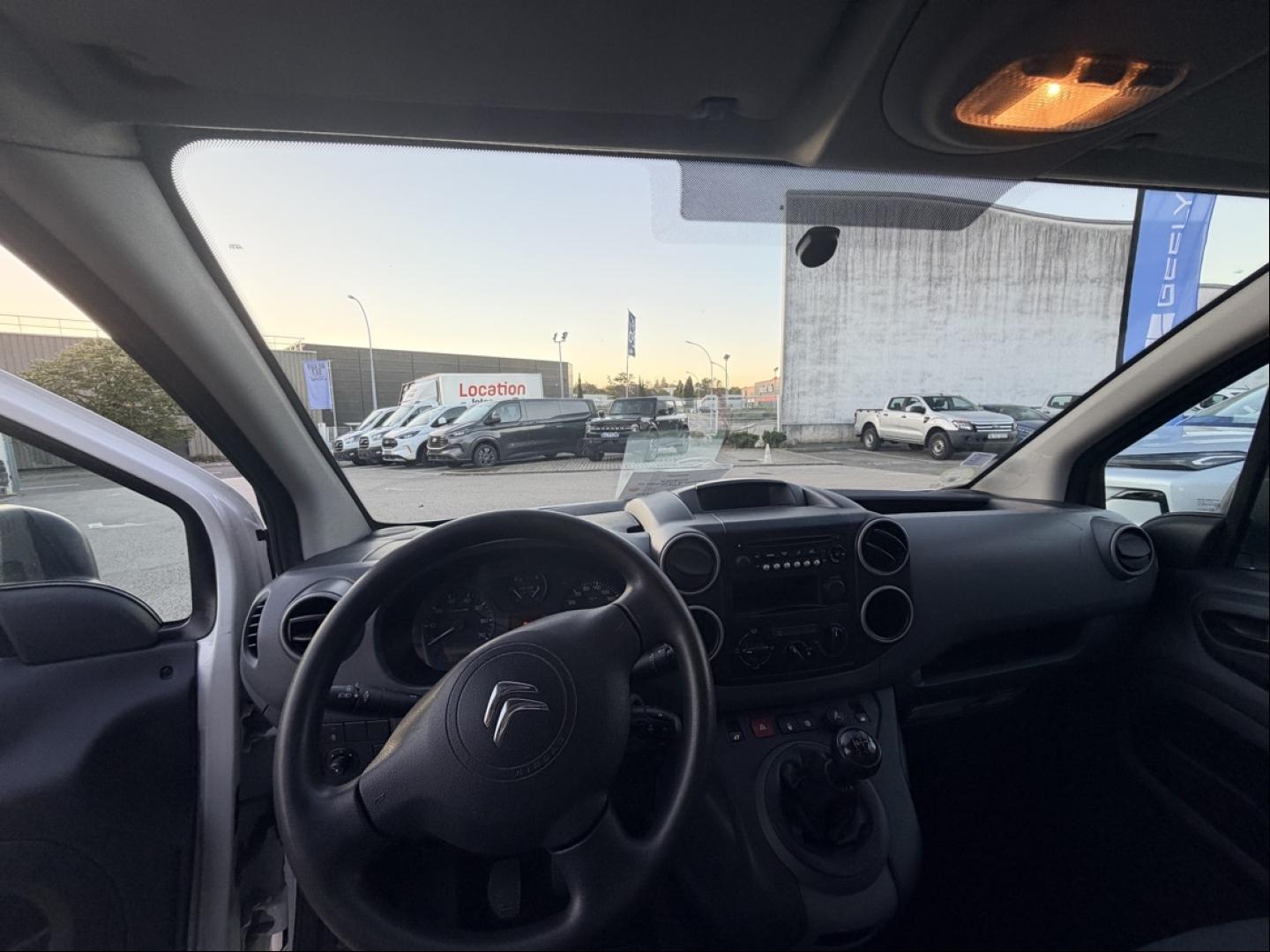 Image CITROEN Berlingo M 1.6 BlueHDi 75 Confort