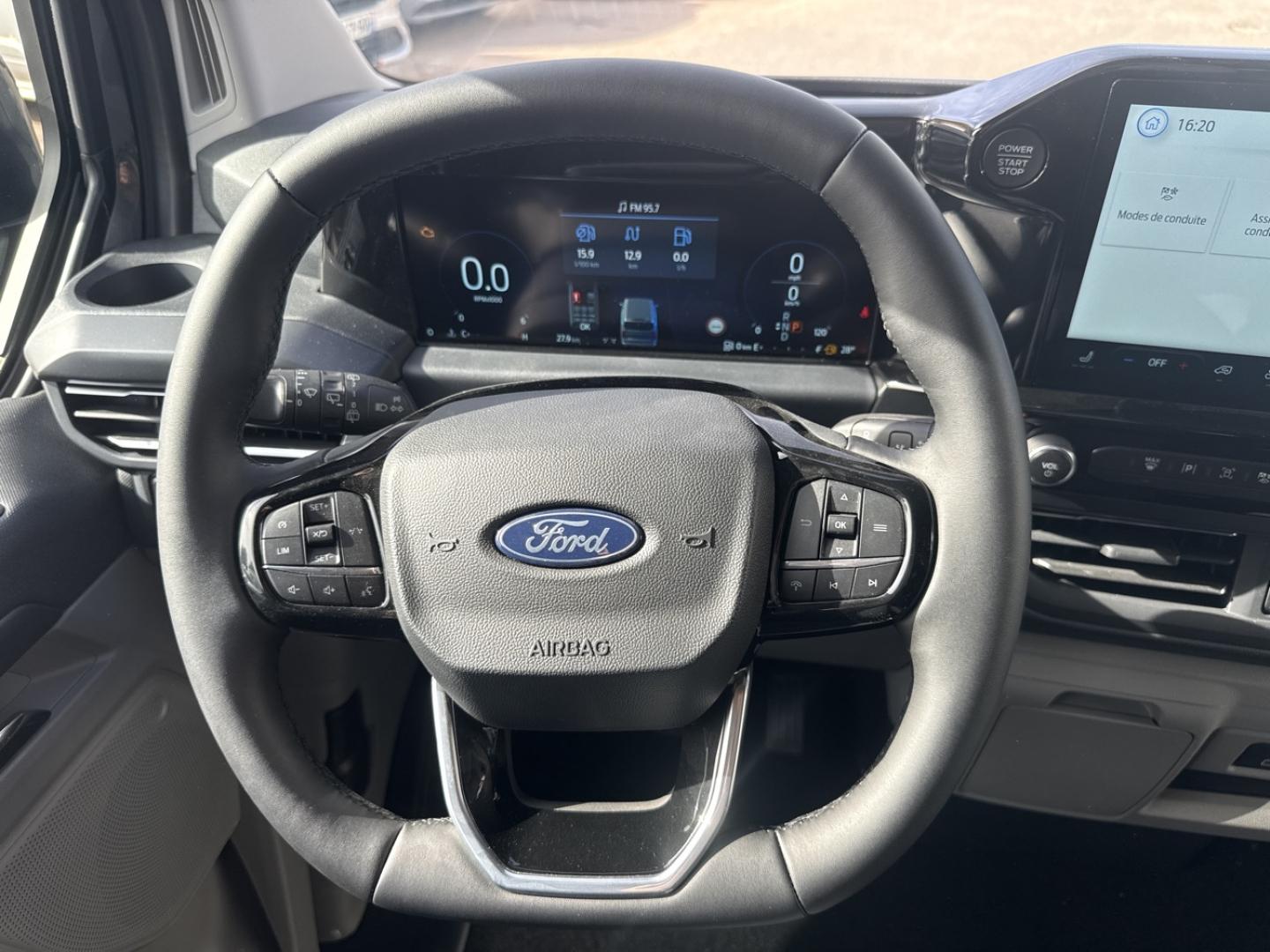 Image FORD Tourneo Custom 320 L1H1 2.0 EcoBlue 170ch Titanium BVA8