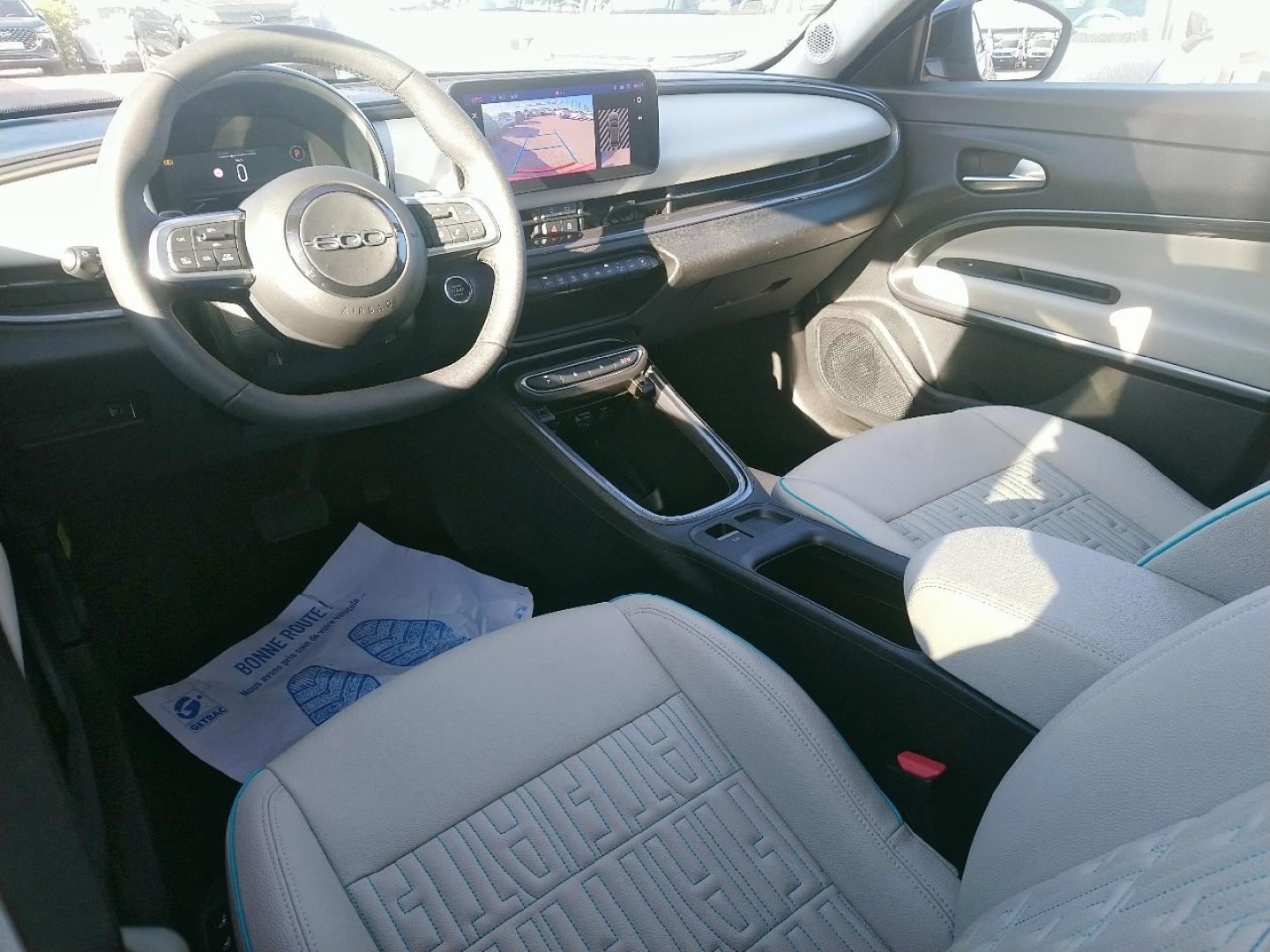 Image FIAT 600 1.2 Hybrid Turbo 110ch La Prima eDCT6