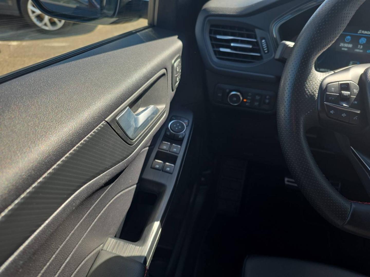 Image FORD Kuga 2.5 Duratec 180ch Hybrid FlexiFuel ST-Line X Powershift