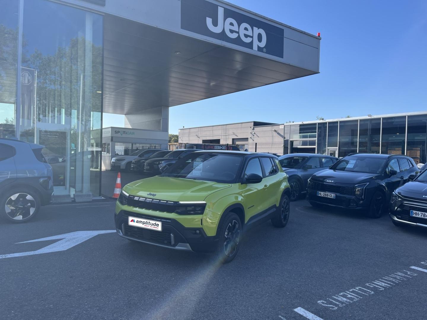 Photo JEEP Avenger 1.2 Turbo T3 110ch e-Hybrid Summit BVR6
