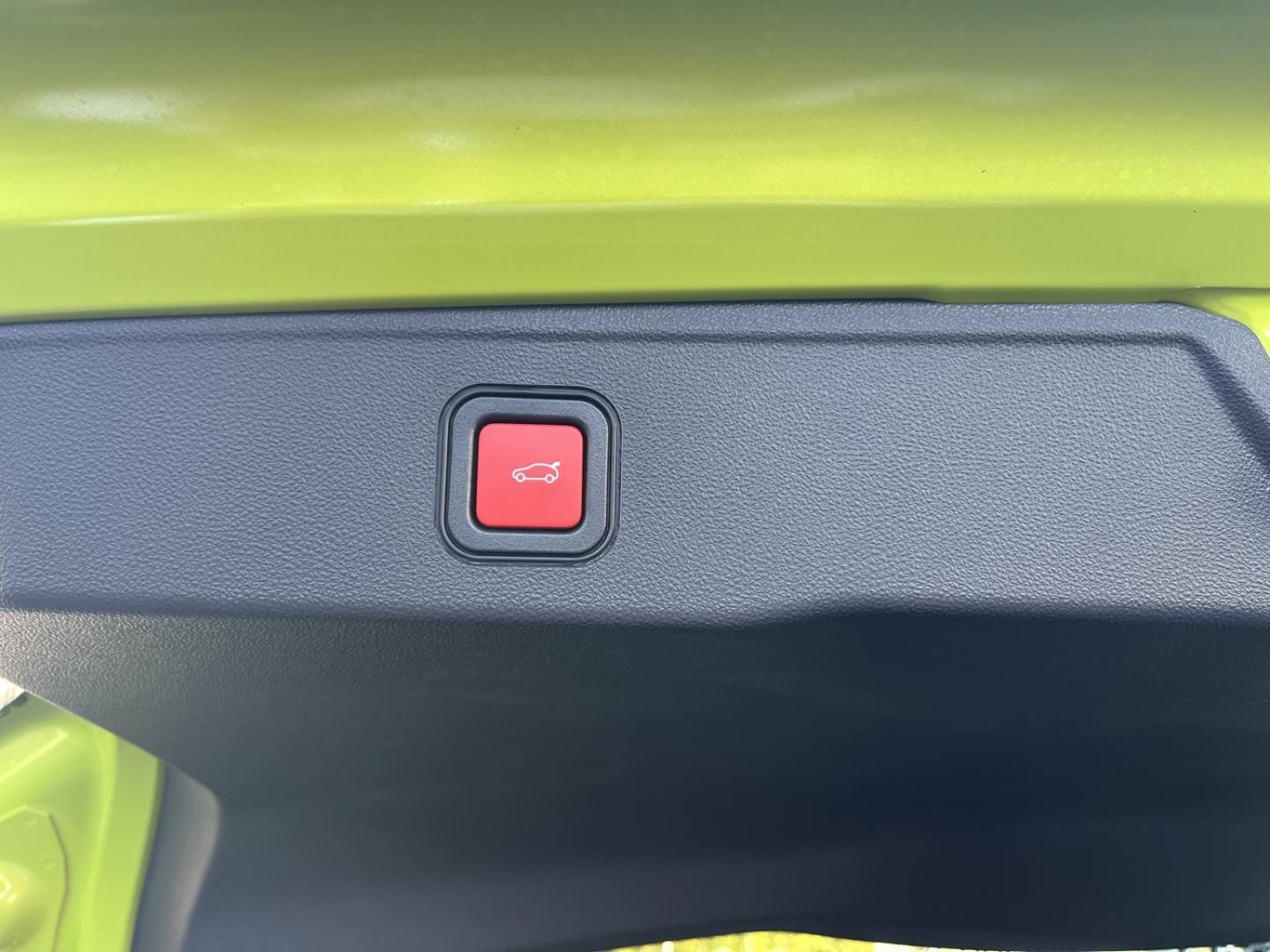 Image JEEP Avenger 1.2 Turbo T3 110ch e-Hybrid Summit BVR6