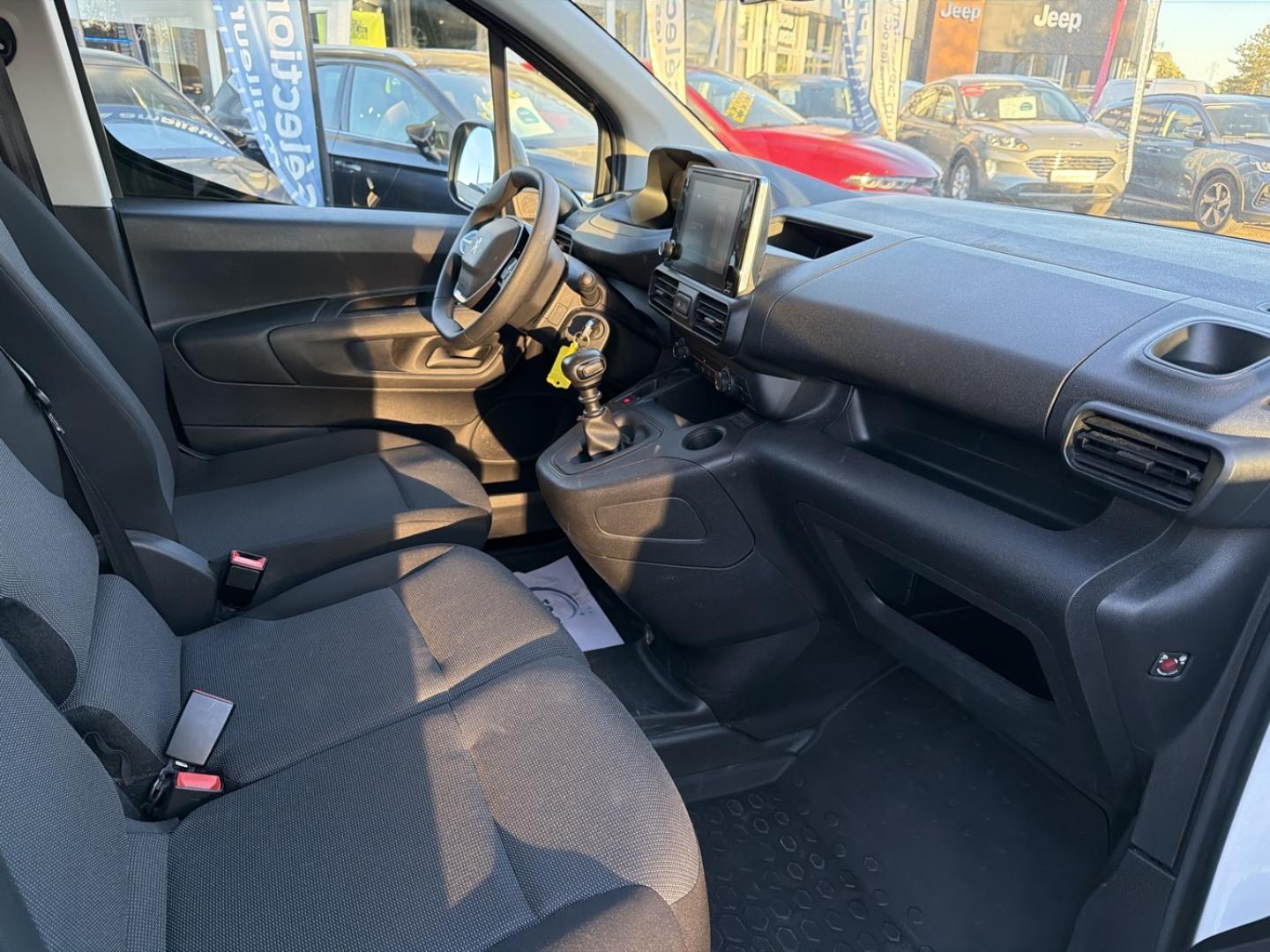 Image PEUGEOT Partner Standard 1000kg BlueHDi 100ch S&S Premium