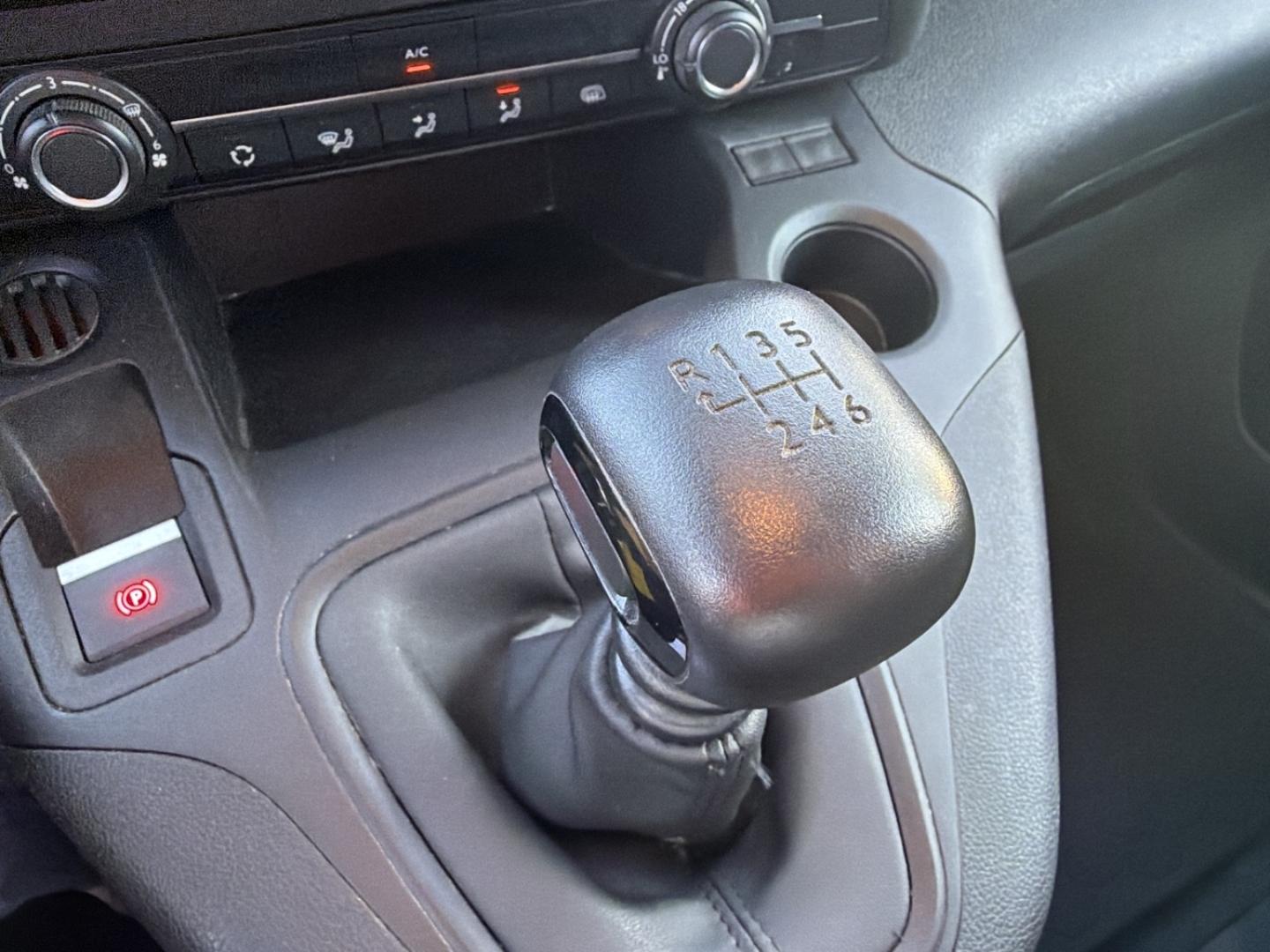 Image PEUGEOT Partner Standard 1000kg BlueHDi 100ch S&S Premium