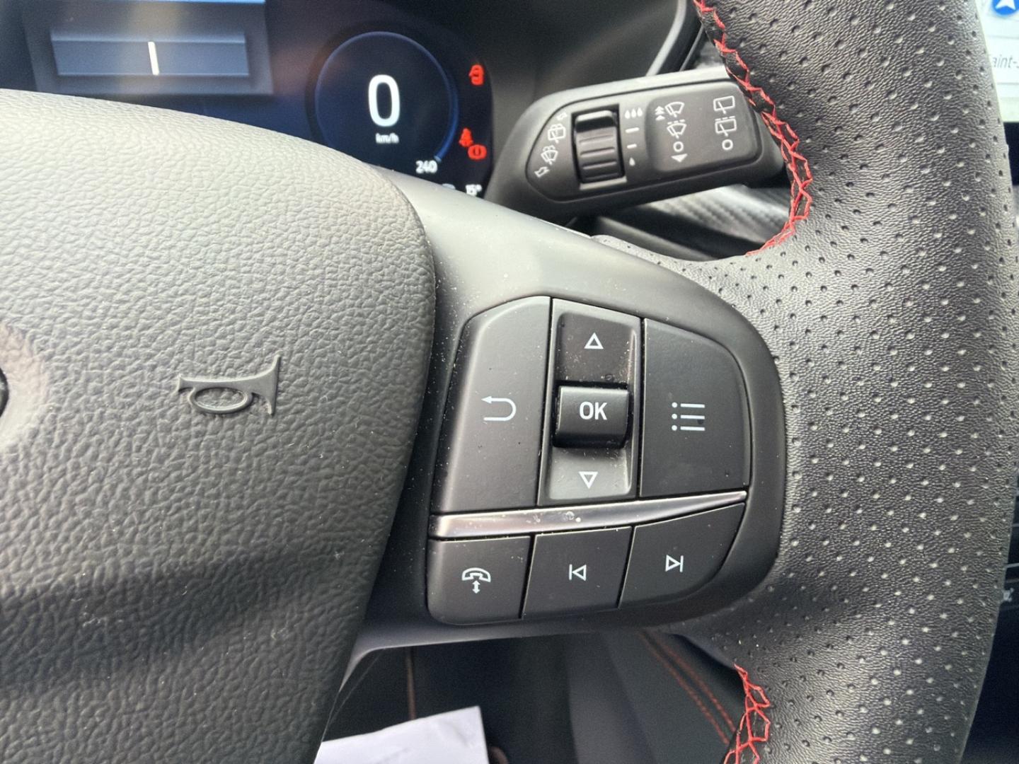 Image FORD Kuga 2.5 Duratec 180 ch Hybrid FlexiFuel ST-Line Powershift
