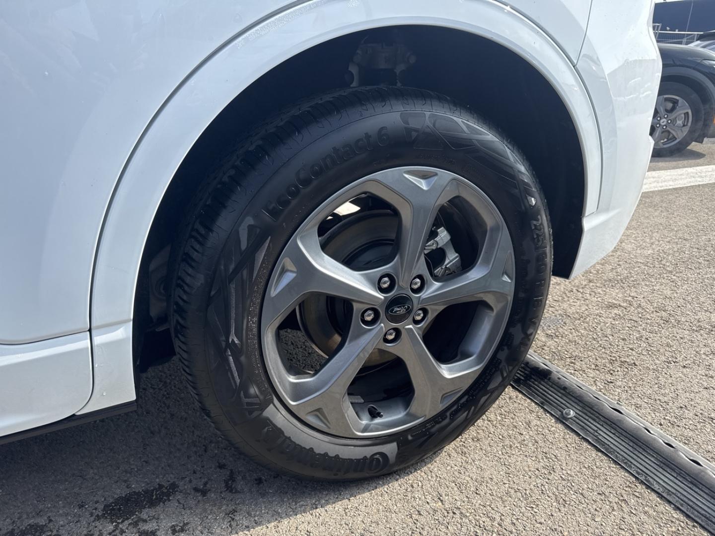 Image FORD Kuga 2.5 Duratec 180 ch Hybrid FlexiFuel ST-Line Powershift