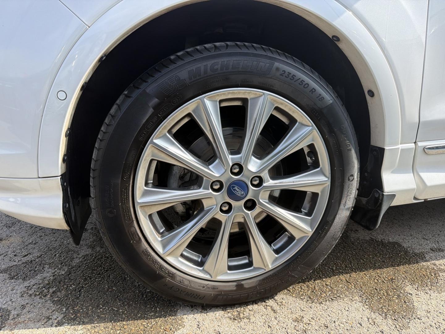 Image FORD Kuga 1.5 Flexifuel-E85 150 ch Stop&Start Vignale 4x2 Euro6.2