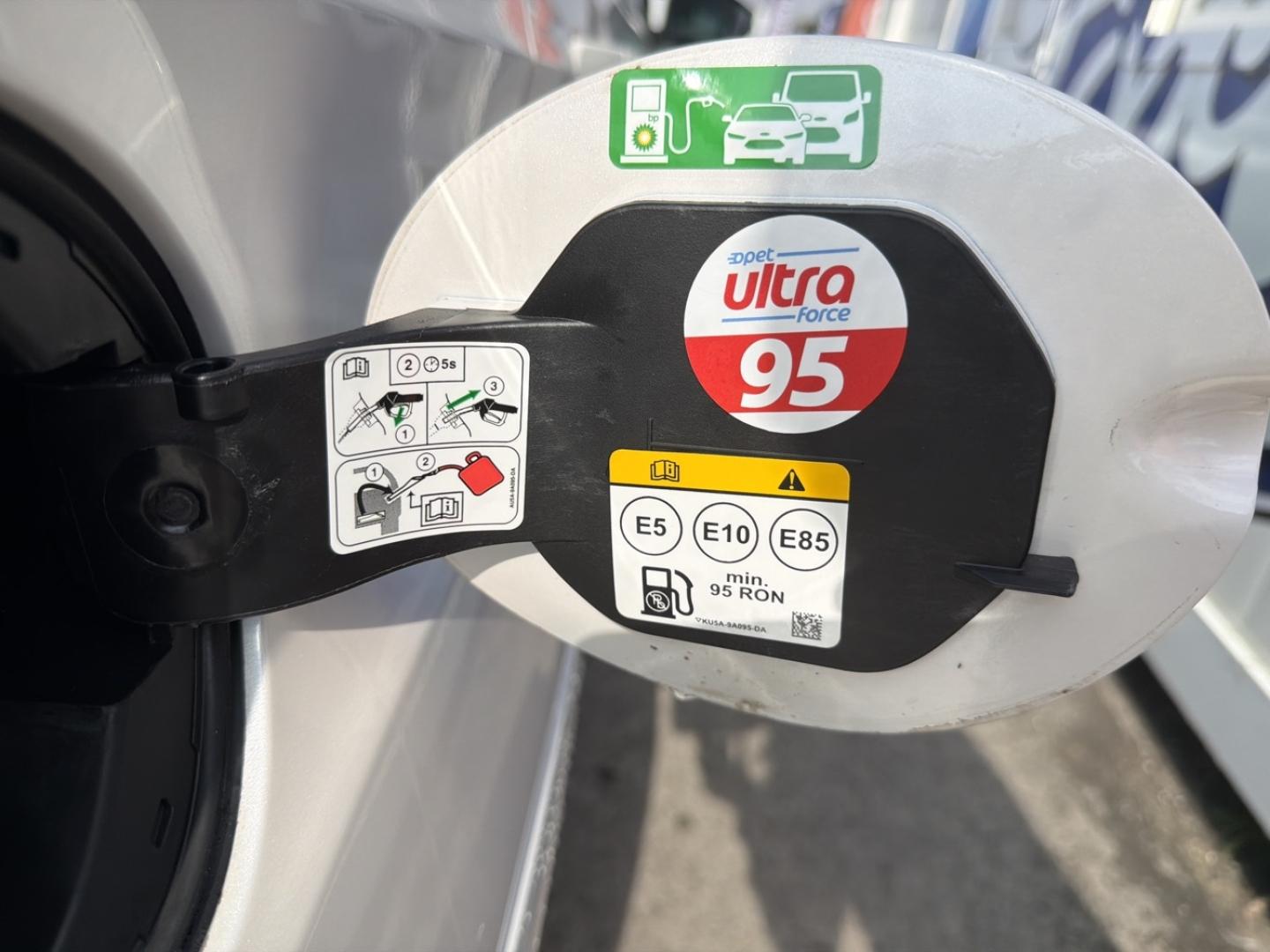 Image FORD Kuga 1.5 Flexifuel-E85 150 ch Stop&Start Vignale 4x2 Euro6.2