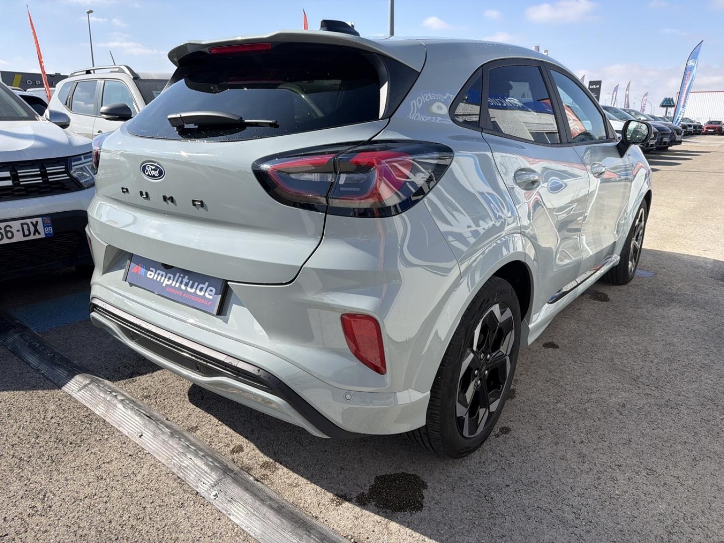 Image FORD Puma 1.0 EcoBoost Hybrid 125 ch ST-Line X S&S Powershift