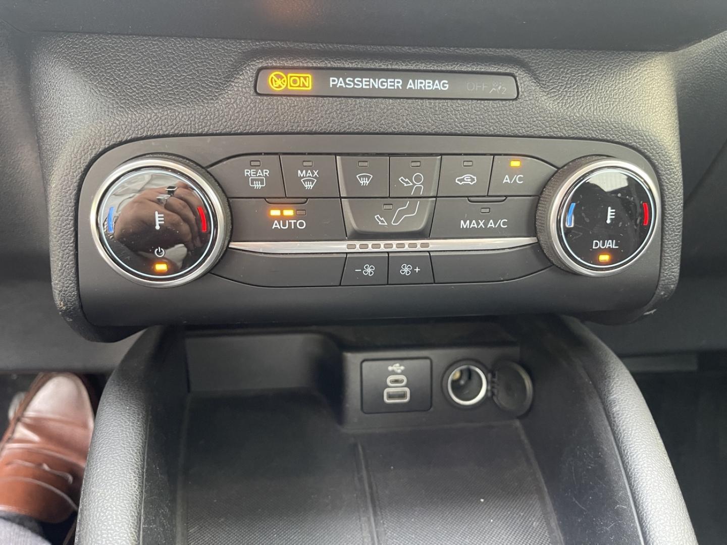Image FORD Kuga 2.5 Duratec 190ch FHEV E85 Titanium BVA