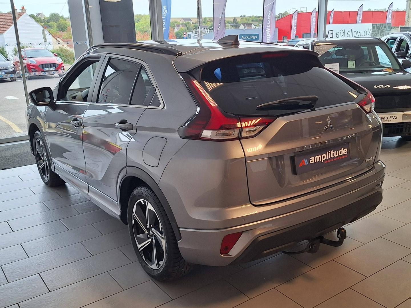 Image MITSUBISHI Eclipse Cross 2.4 MIVEC PHEV 188ch Instyle 4WD
