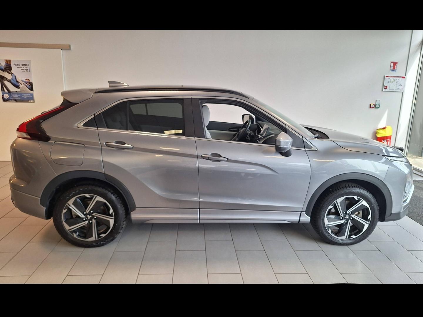 Image MITSUBISHI Eclipse Cross 2.4 MIVEC PHEV 188ch Instyle 4WD