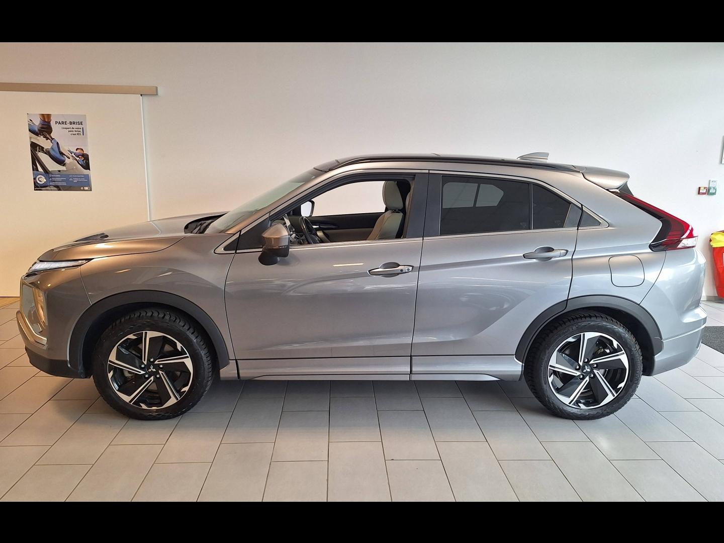 Image MITSUBISHI Eclipse Cross 2.4 MIVEC PHEV 188ch Instyle 4WD