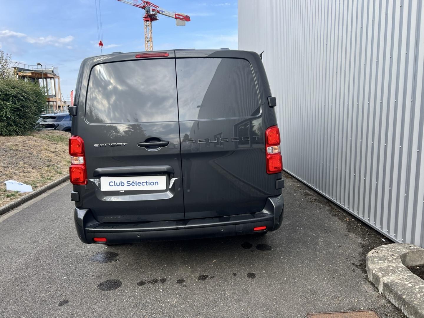 Image PEUGEOT Expert Fg XL 2.2 Diesel 180ch Cabine Approfondie Fixe automatique