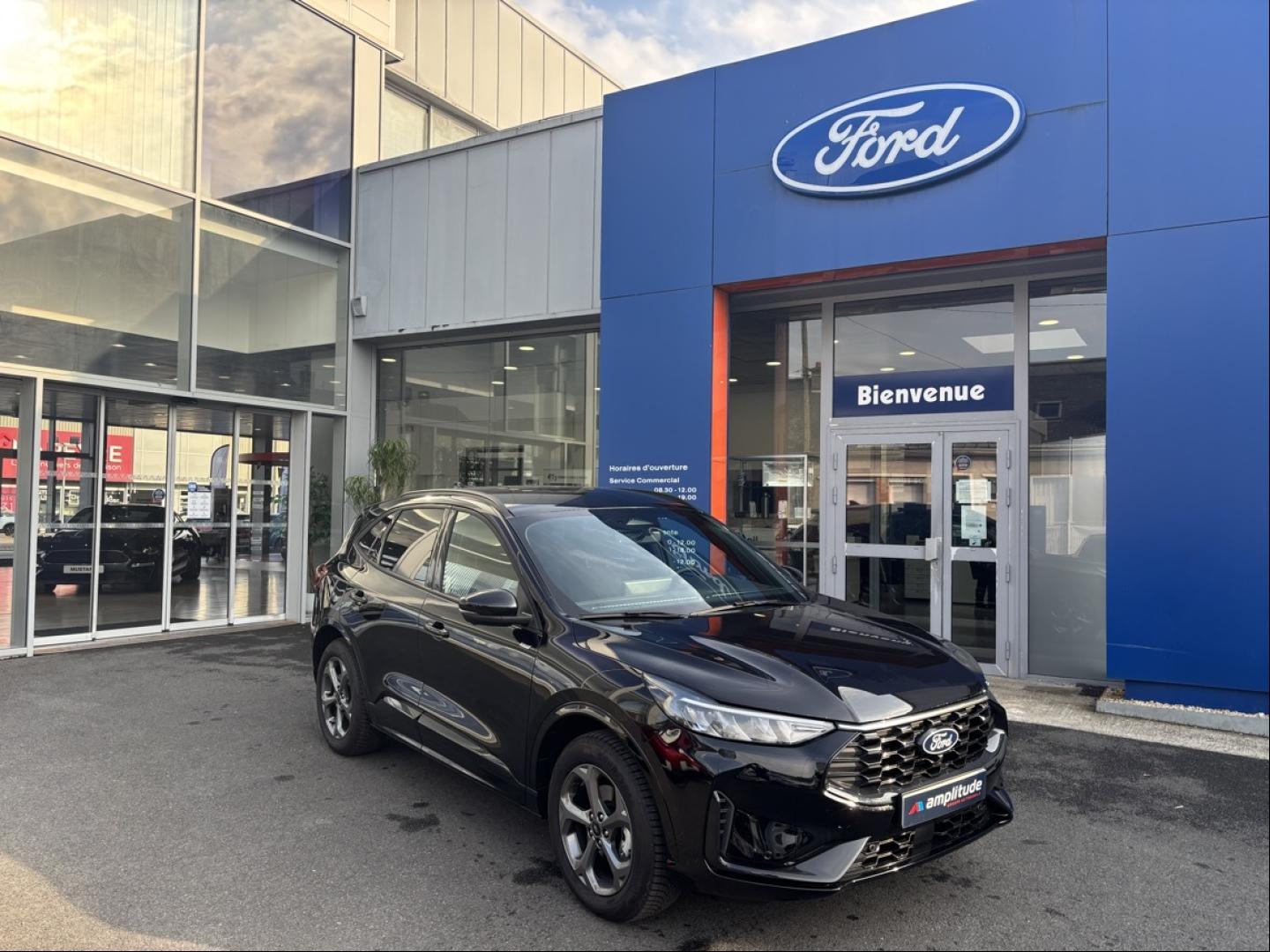Photo FORD Kuga 2.5 Duratec 180ch Hybrid FlexiFuel ST-Line Powershift