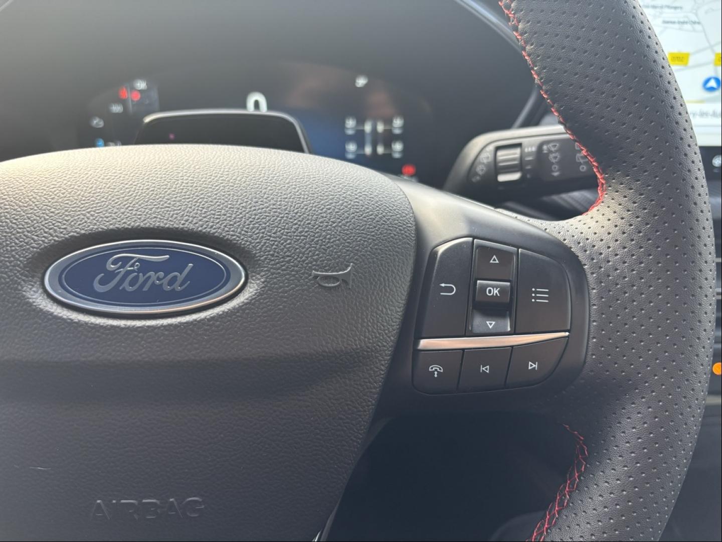 Image FORD Kuga 2.5 Duratec 180ch Hybrid FlexiFuel ST-Line Powershift