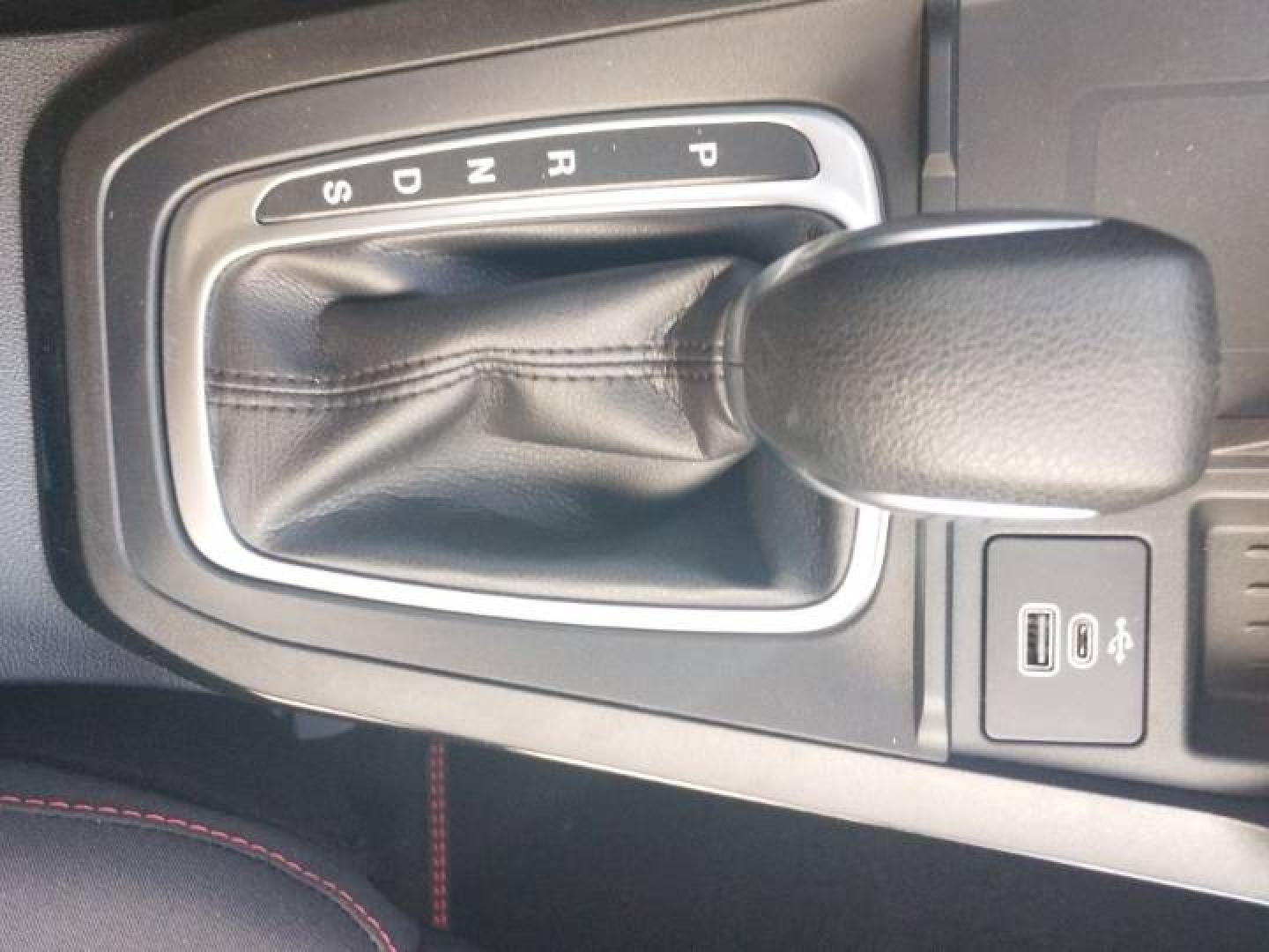 Image FORD Puma 1.0 EcoBoost Hybrid 125ch ST-Line S&S Powershift