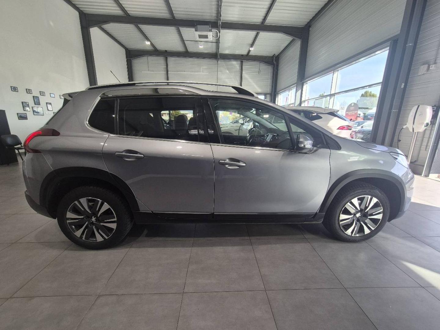 Image PEUGEOT 2008 1.2 PureTech 82ch E6.c Allure
