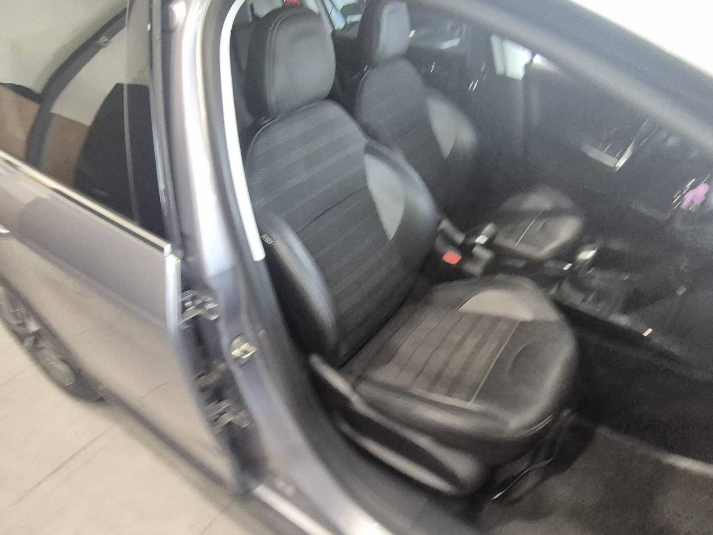 Image PEUGEOT 2008 1.2 PureTech 82ch E6.c Allure
