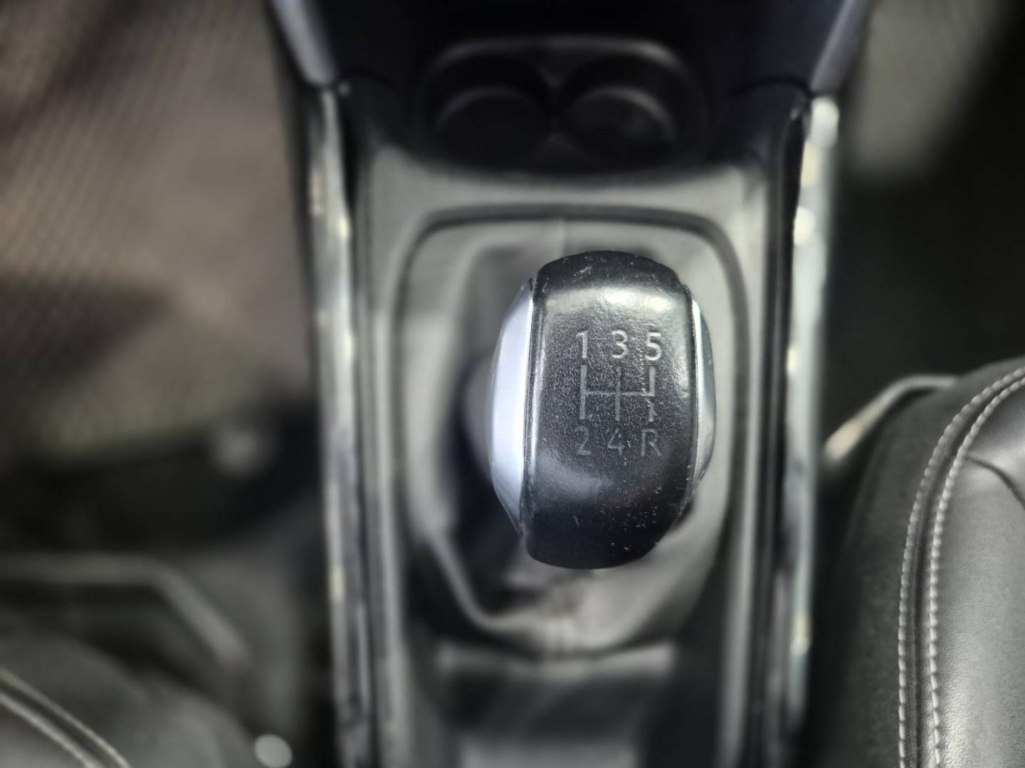 Image PEUGEOT 2008 1.2 PureTech 82ch E6.c Allure