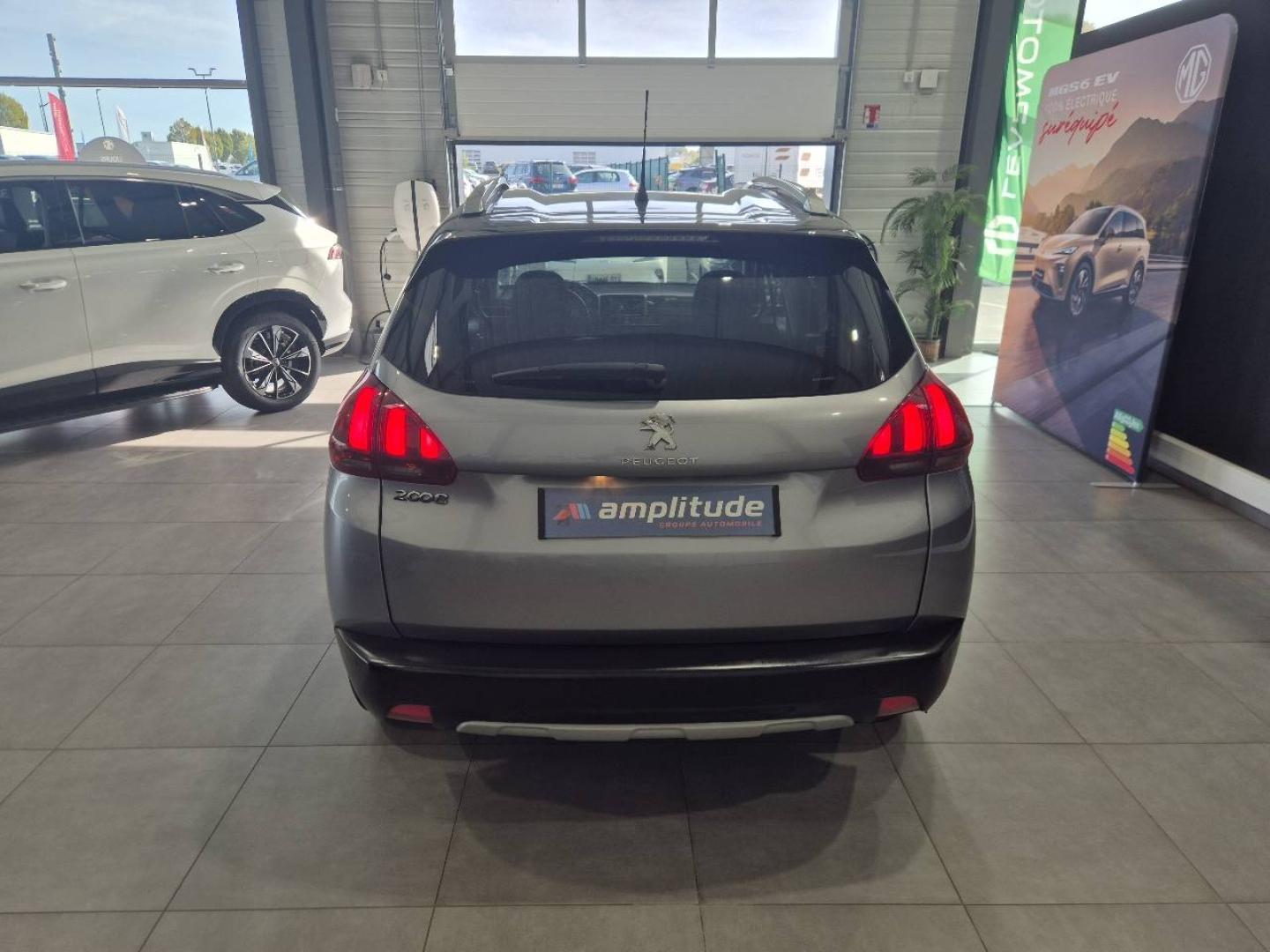 Image PEUGEOT 2008 1.2 PureTech 82ch E6.c Allure