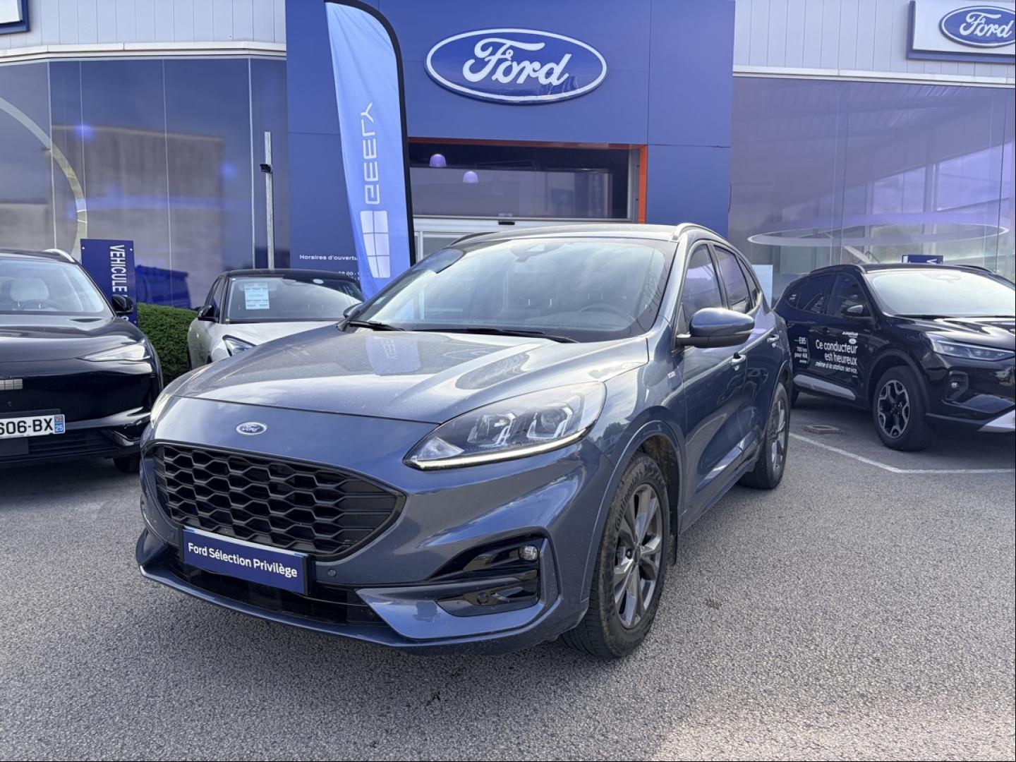 Photo FORD Kuga 2.5 Duratec 190ch FHEV E85 ST-Line BVA