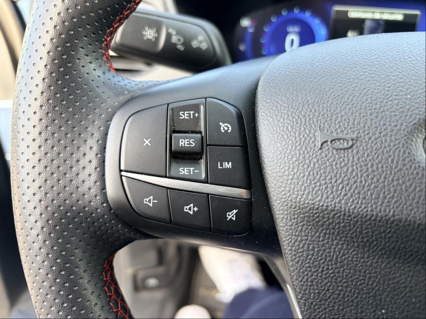 Image FORD Kuga 2.5 Duratec 190ch FHEV E85 ST-Line BVA