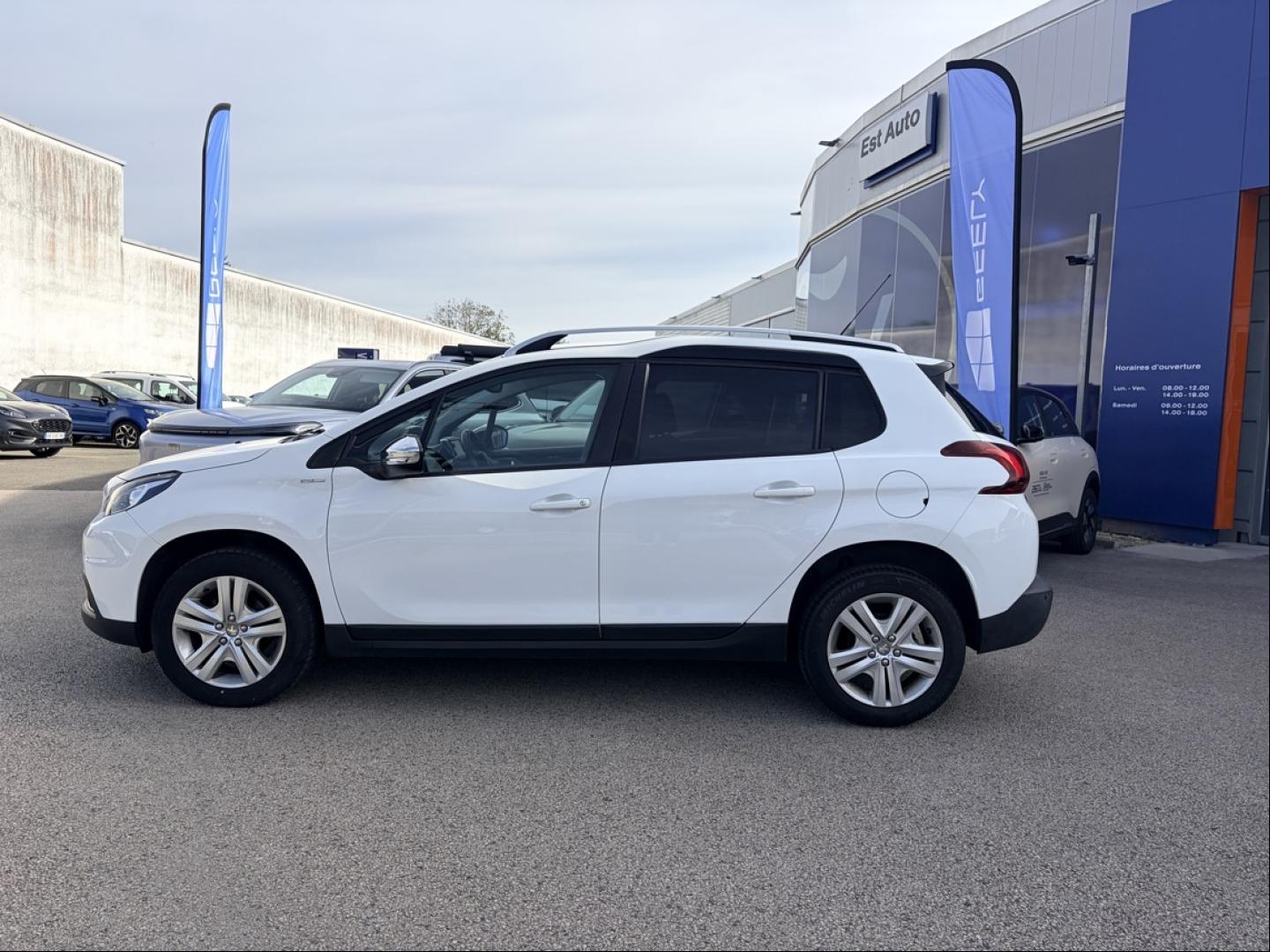 Image PEUGEOT 2008 1.2 PureTech 82ch Style