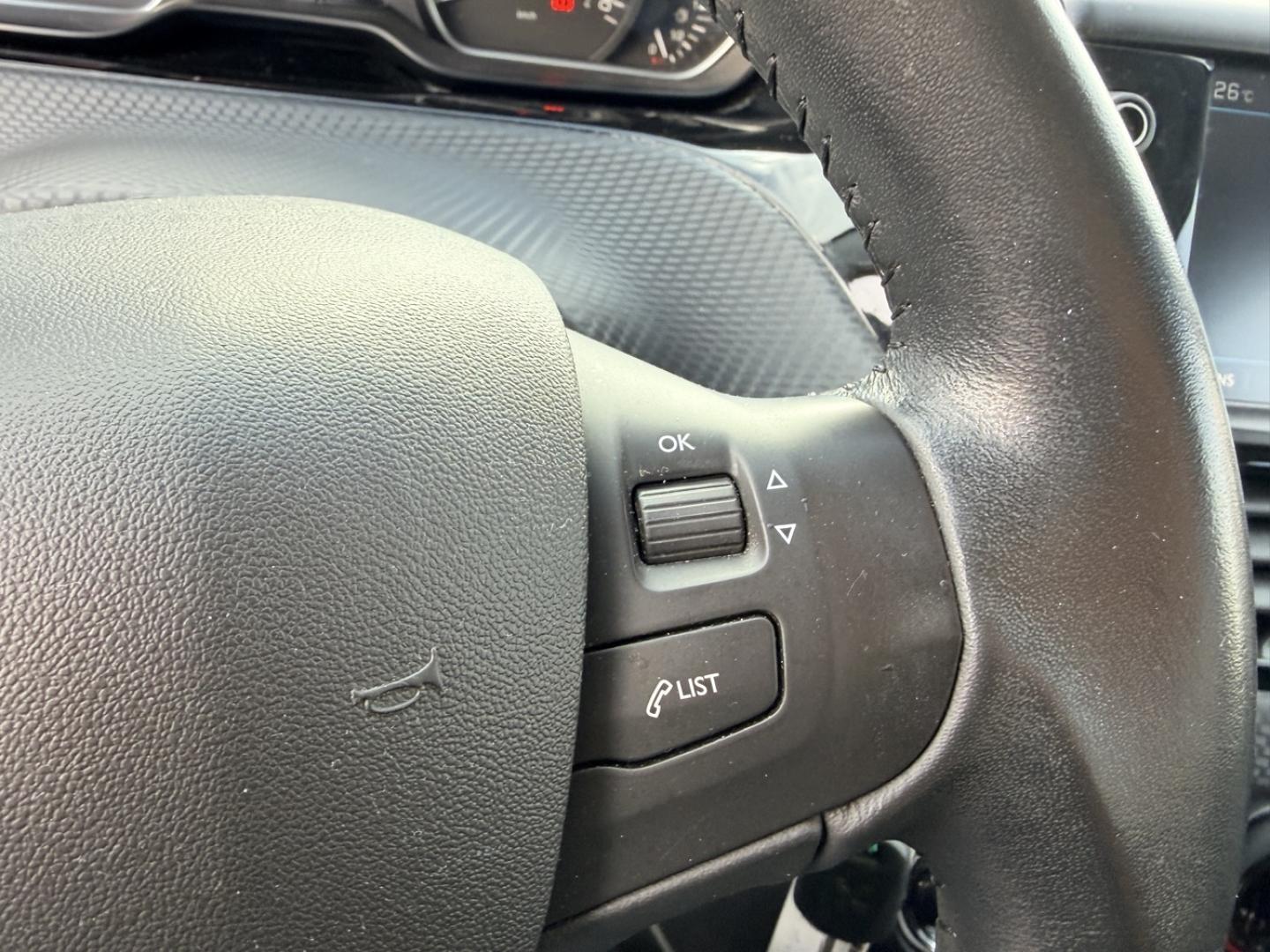 Image PEUGEOT 2008 1.2 PureTech 82ch Style