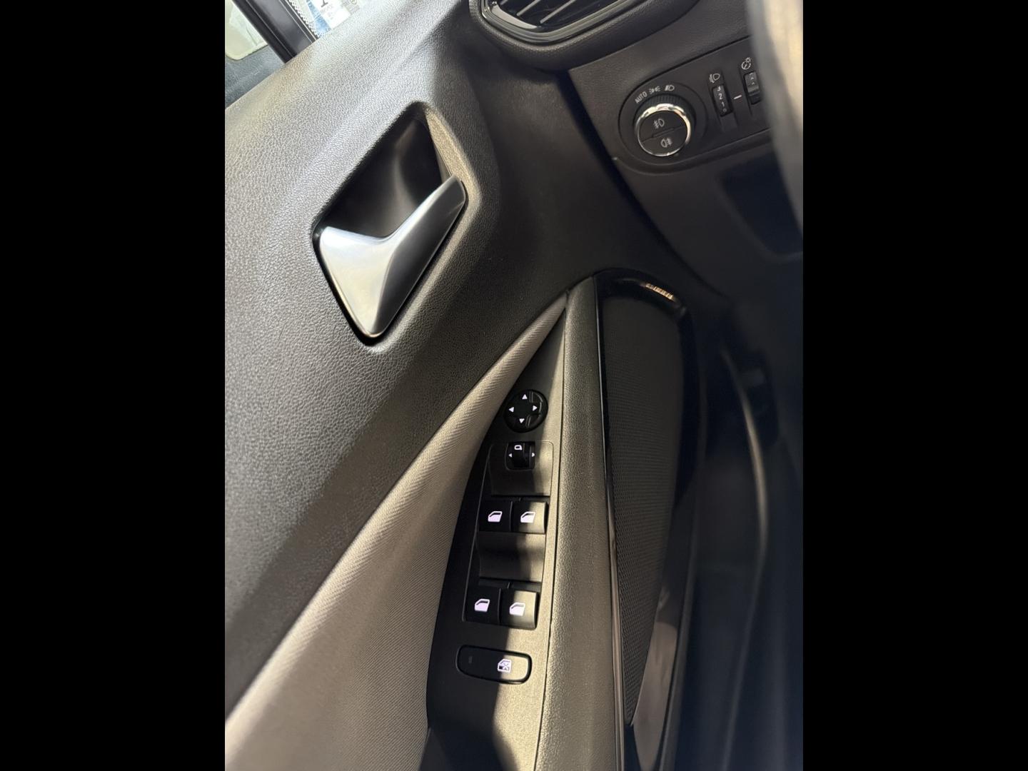 Image OPEL Crossland X 1.2 Turbo 110ch Design Edition Euro 6d-T