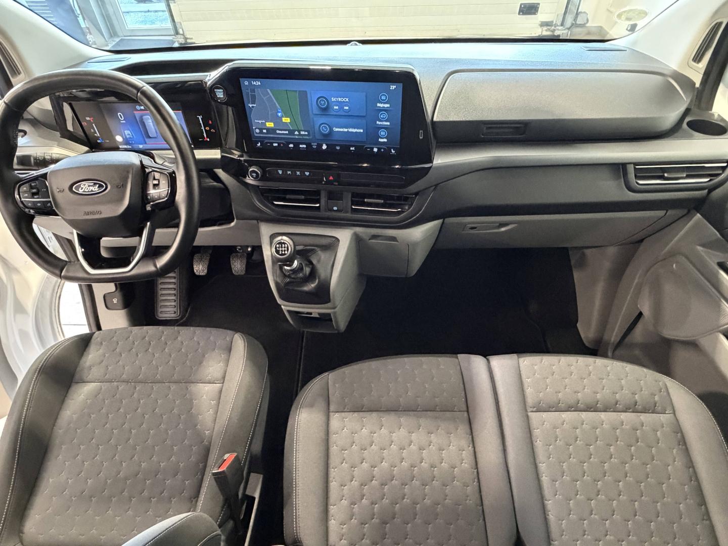 Image FORD Tourneo Custom 320 L2H1 2.0 EcoBlue 150ch Titanium