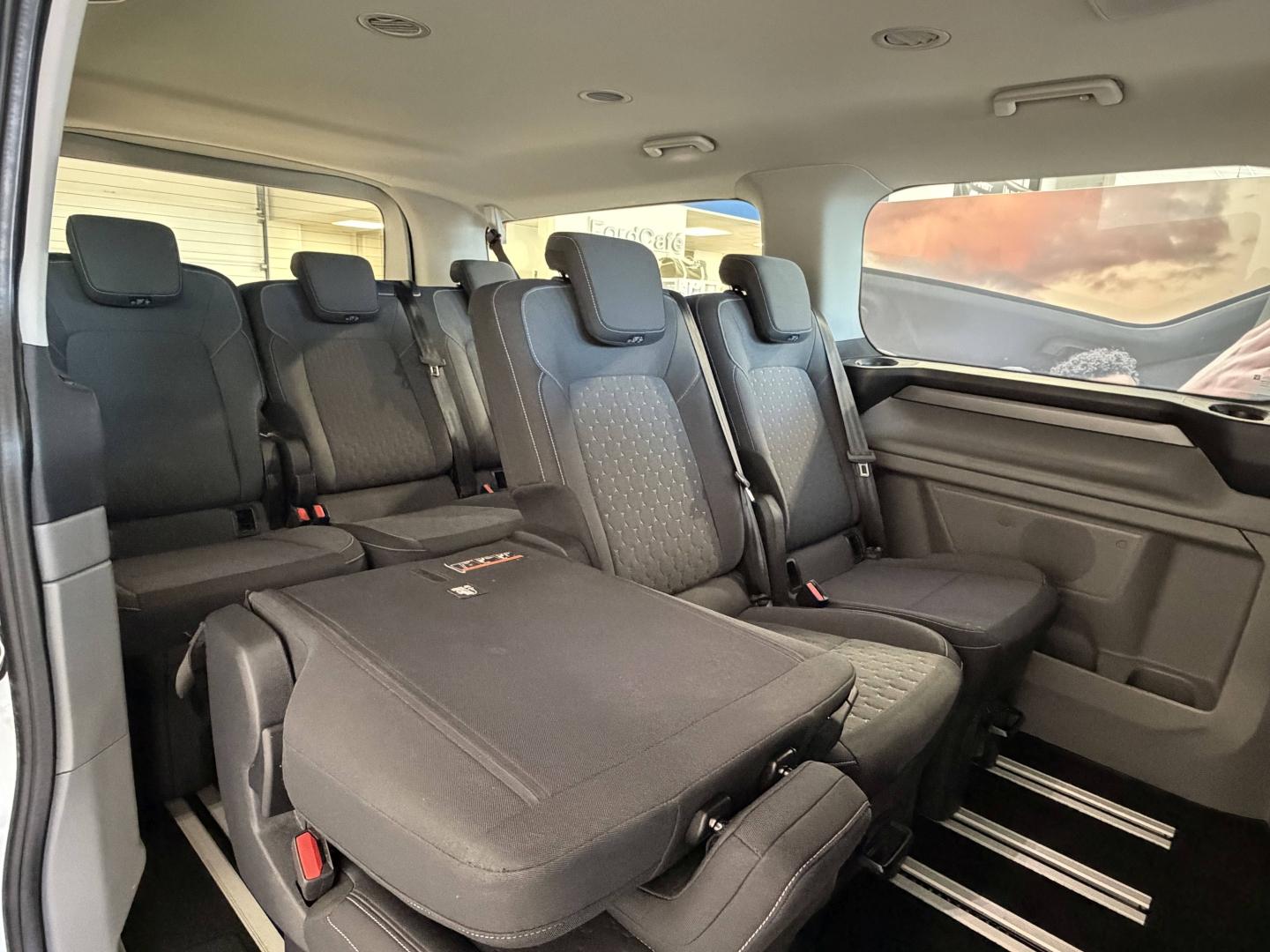 Image FORD Tourneo Custom 320 L2H1 2.0 EcoBlue 150ch Titanium