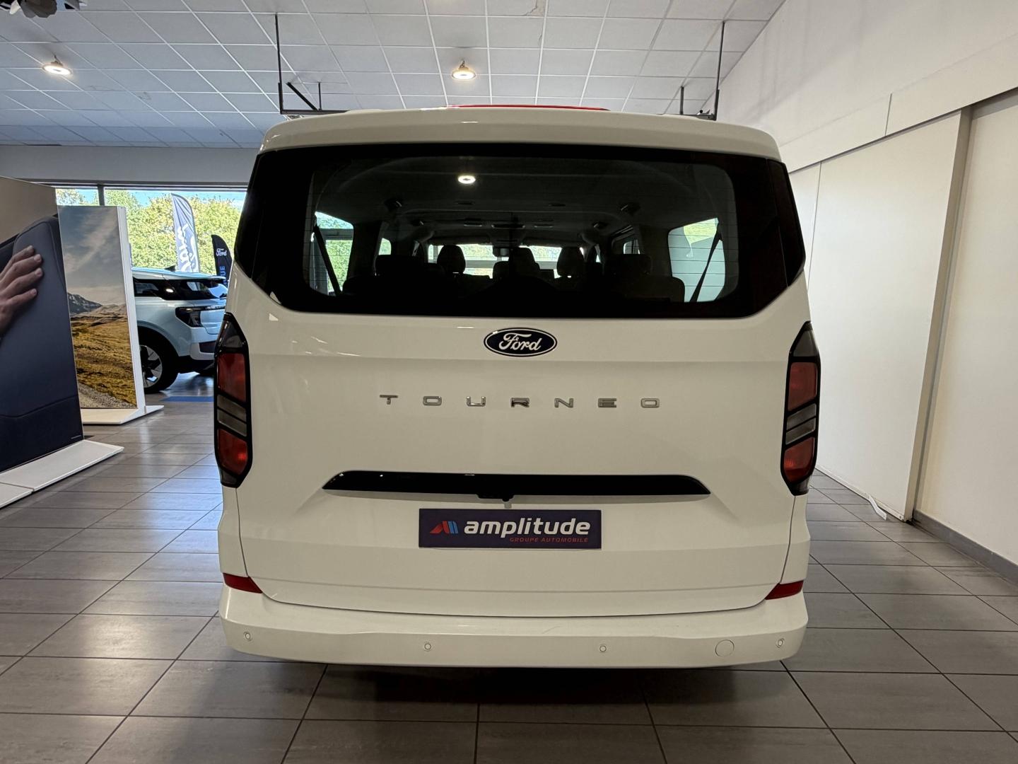 Image FORD Tourneo Custom 320 L2H1 2.0 EcoBlue 150ch Titanium