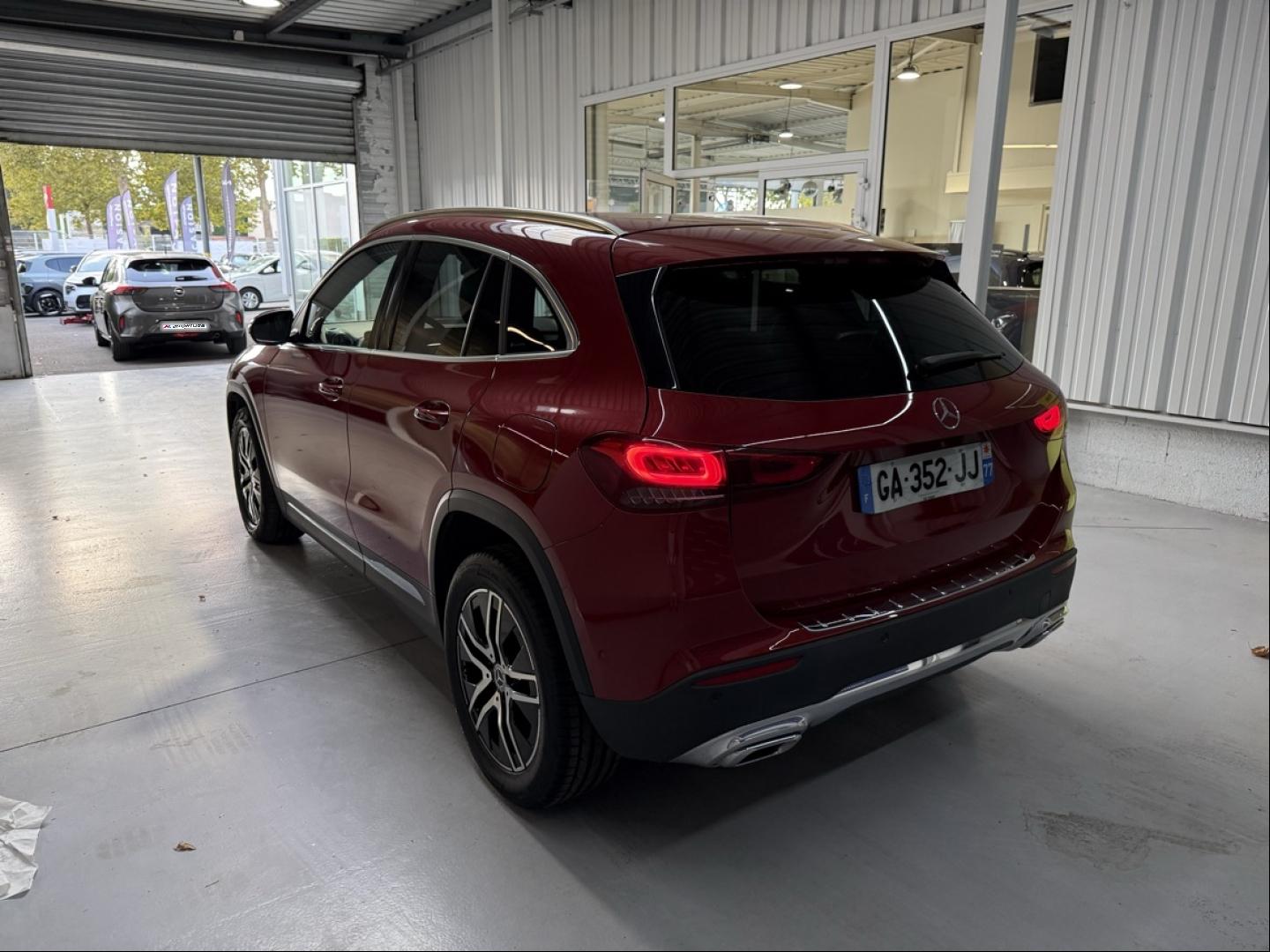 Image MERCEDES-BENZ GLA 200 d 150ch Progressive Line 8G-DCT