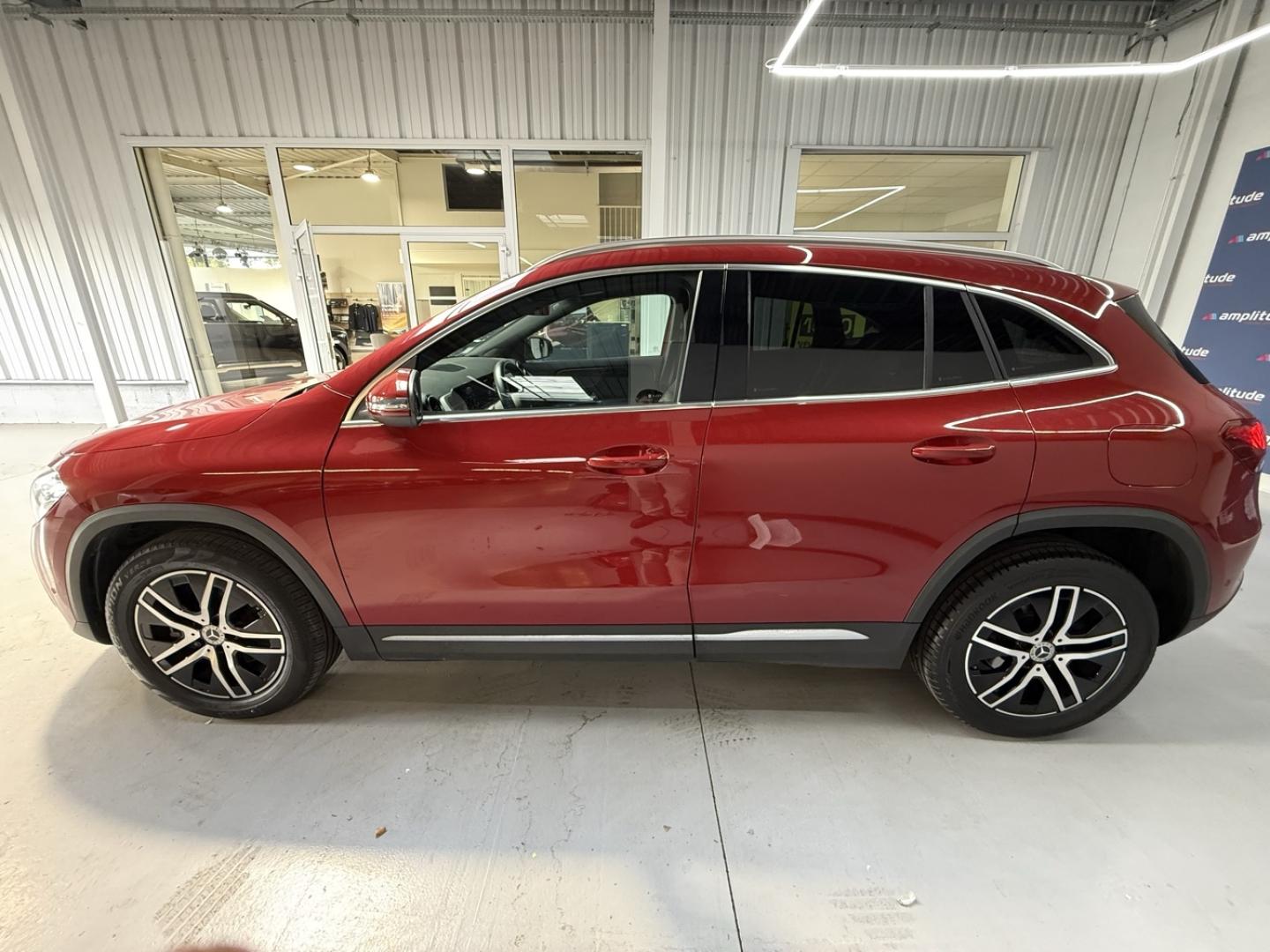 Image MERCEDES-BENZ GLA 200 d 150ch Progressive Line 8G-DCT