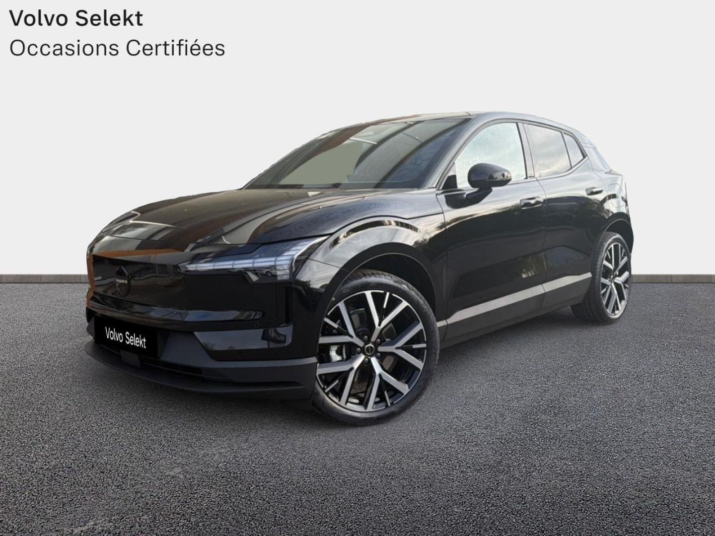 Photo VOLVO EX30 P5 Long Range 272ch 69kWh Black Edition