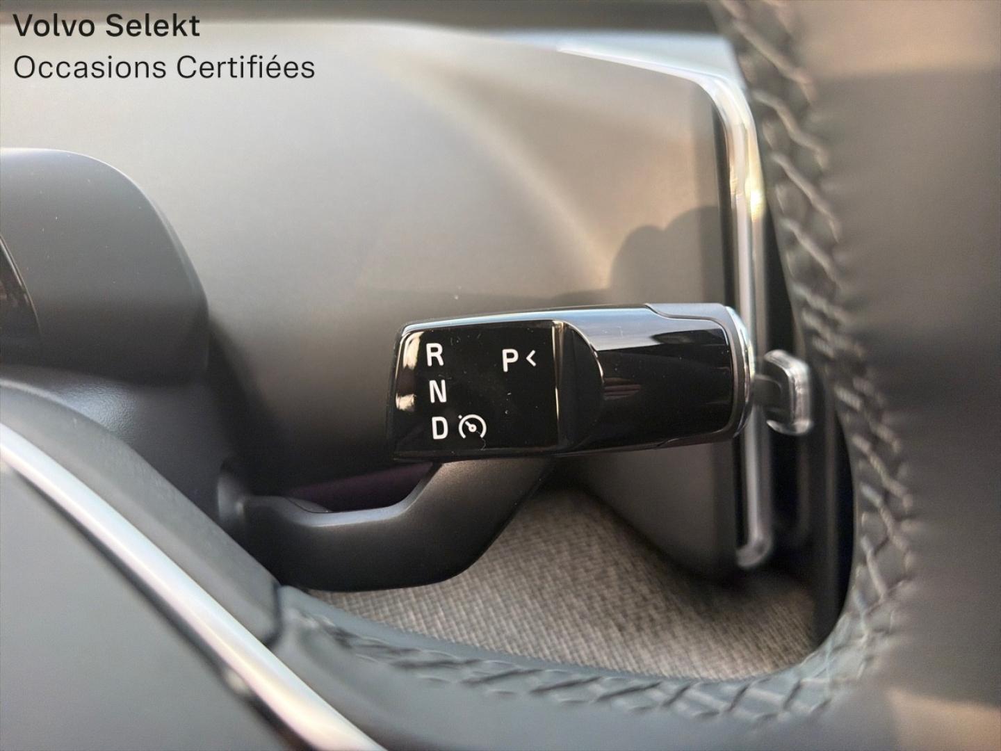 Image VOLVO EX30 P5 Long Range 272ch 69kWh Black Edition