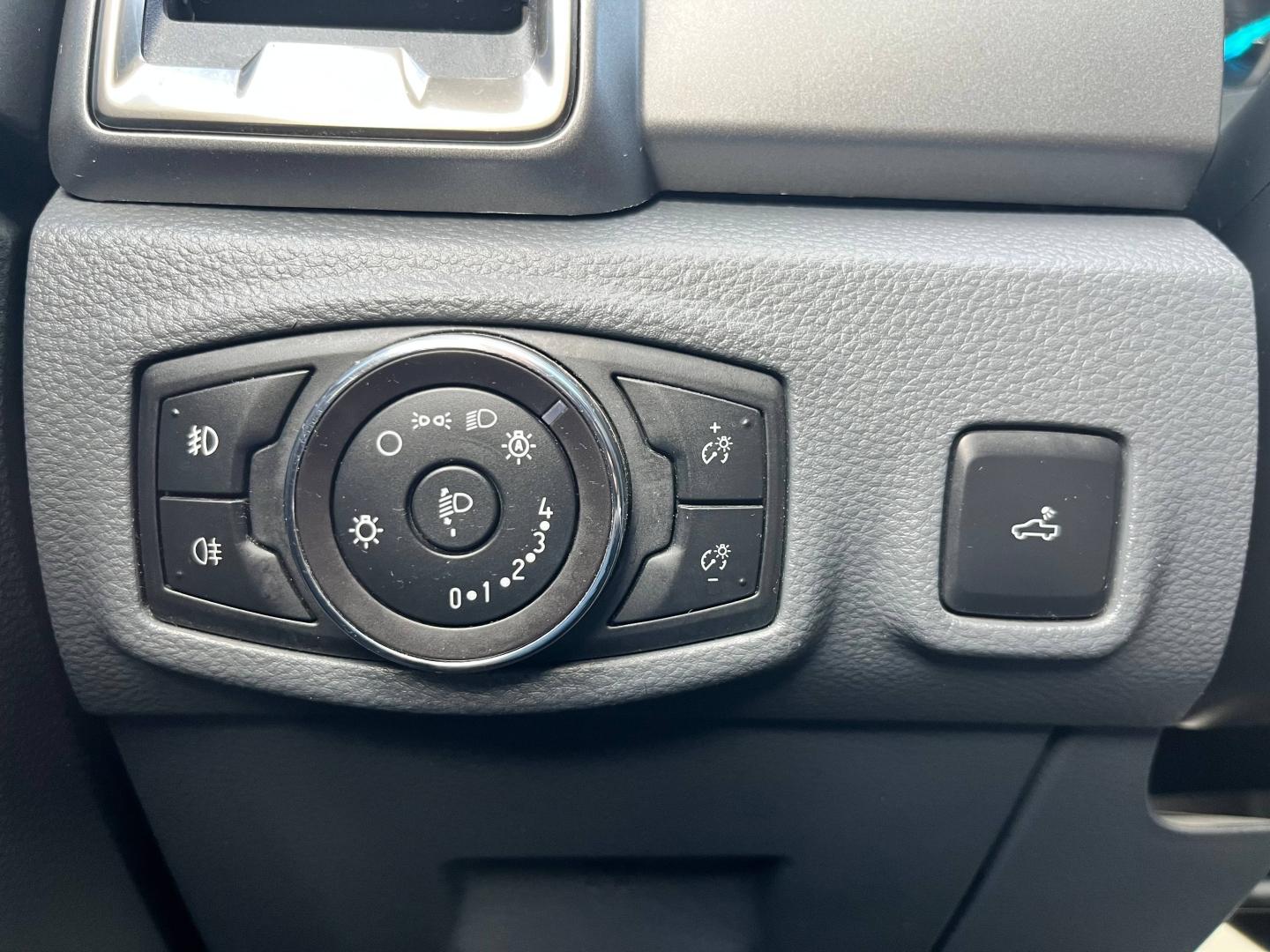 Image FORD Ranger 2.2 TDCi 160ch Super Cab XLT Sport