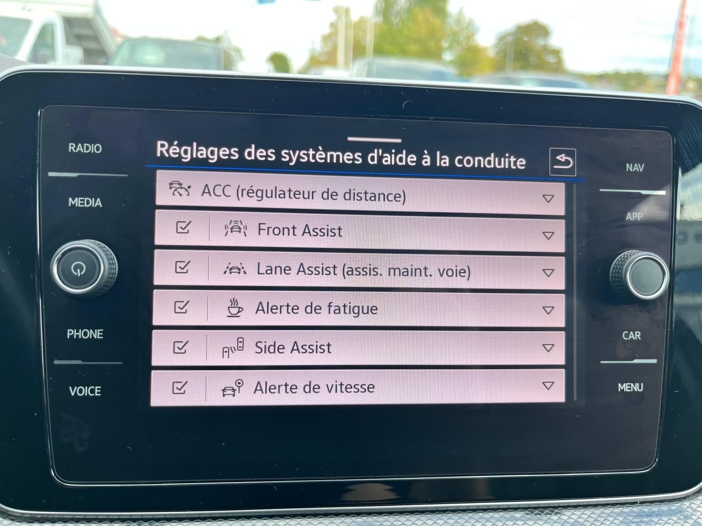 Image VOLKSWAGEN T-Cross 1.0 TSI 116ch R-Line DSG7