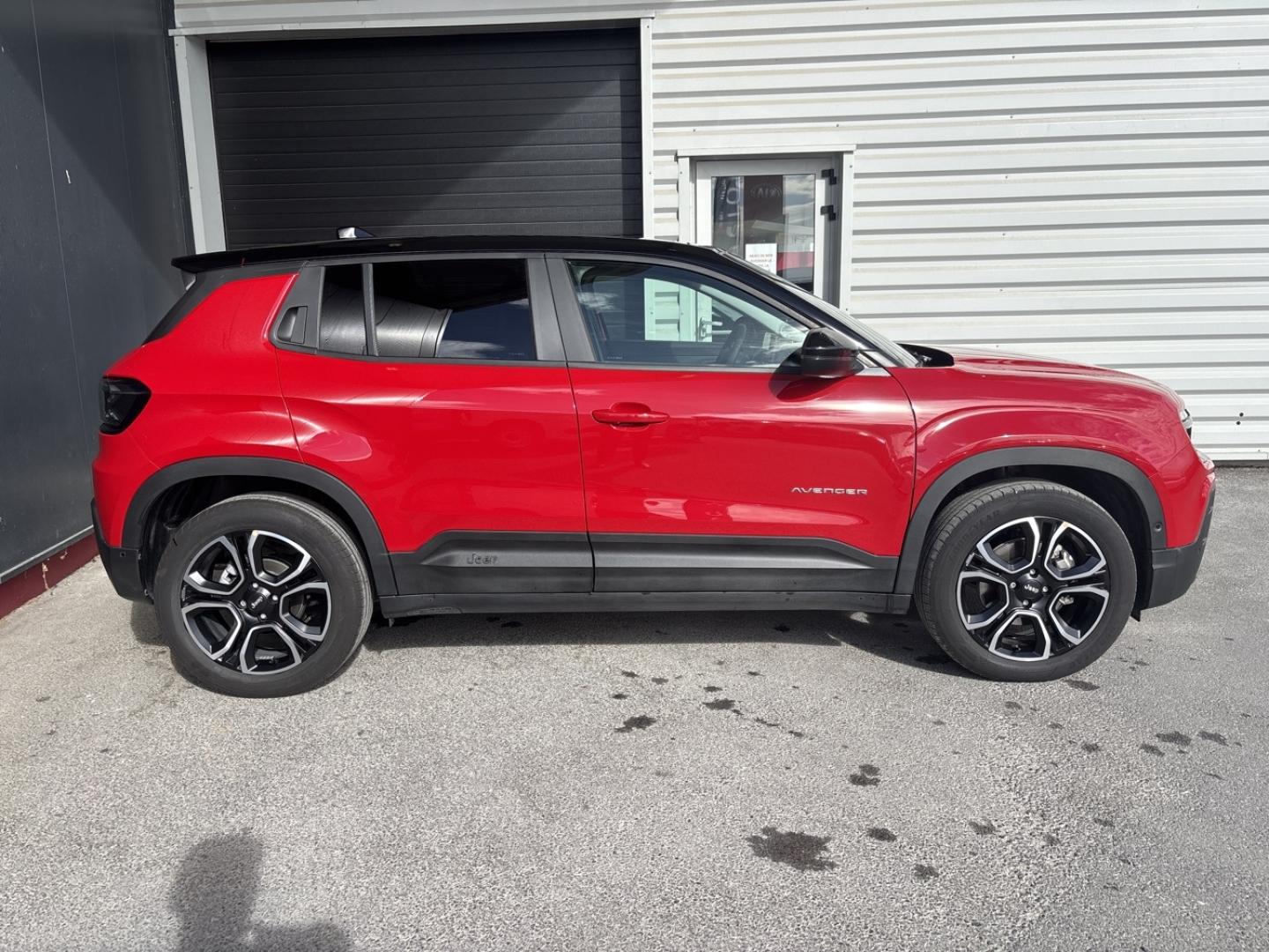 Image JEEP Avenger 1.2 Turbo T3 100ch MHEV Summit BVR6 eHybrid